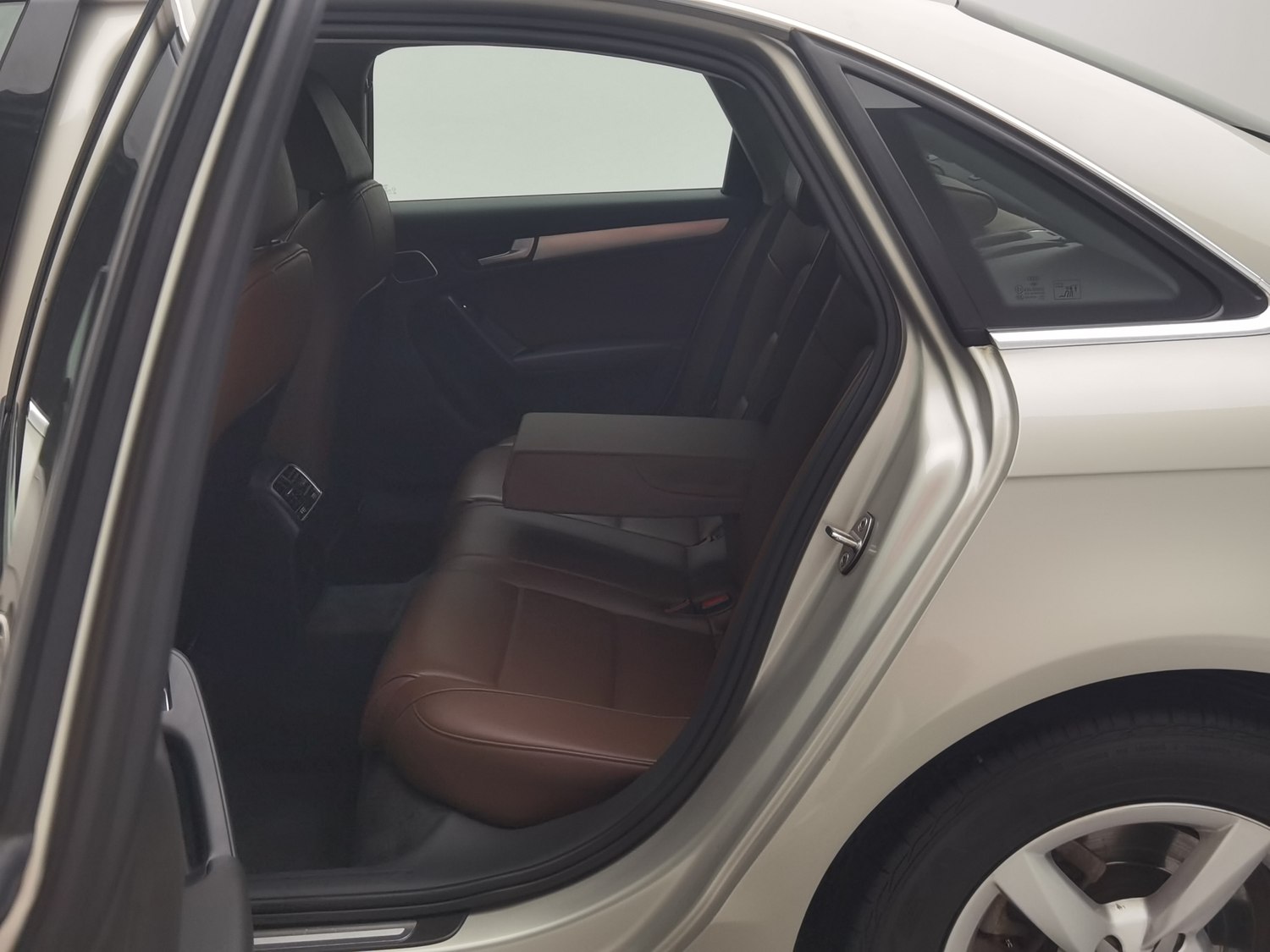 Used Audi A4L 2015 2.0 AT