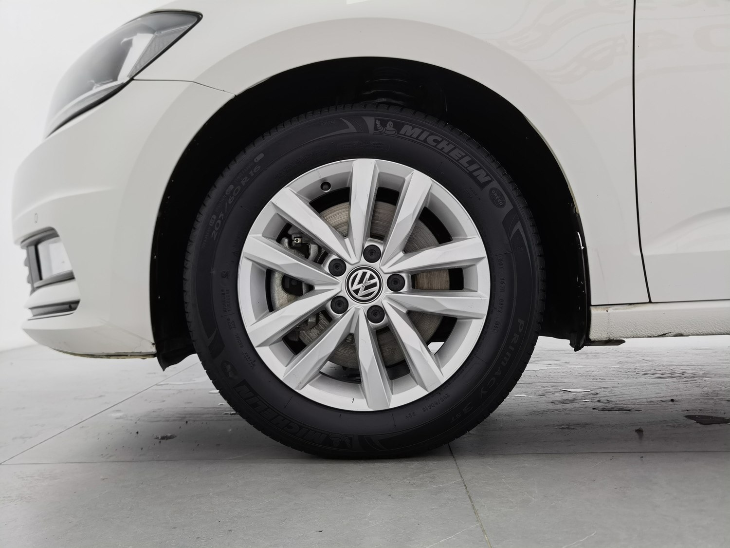Used Volkswagen Touran 2018 1.4 AT
