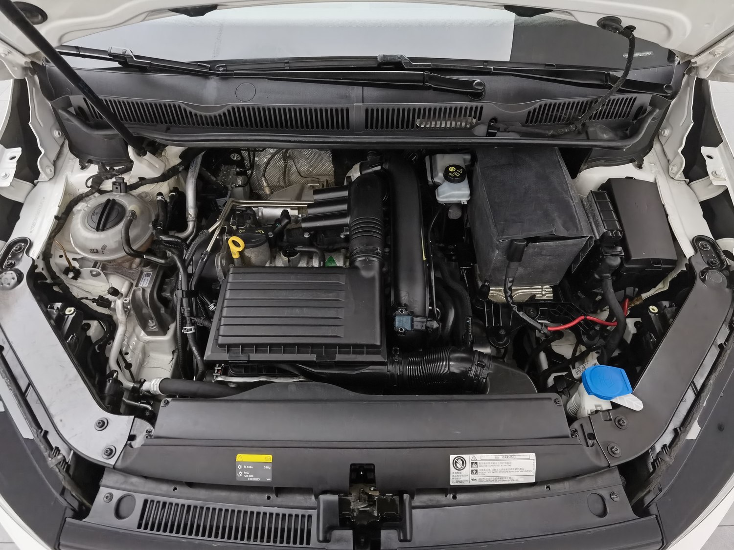 Used Volkswagen Touran 2018 1.4 AT