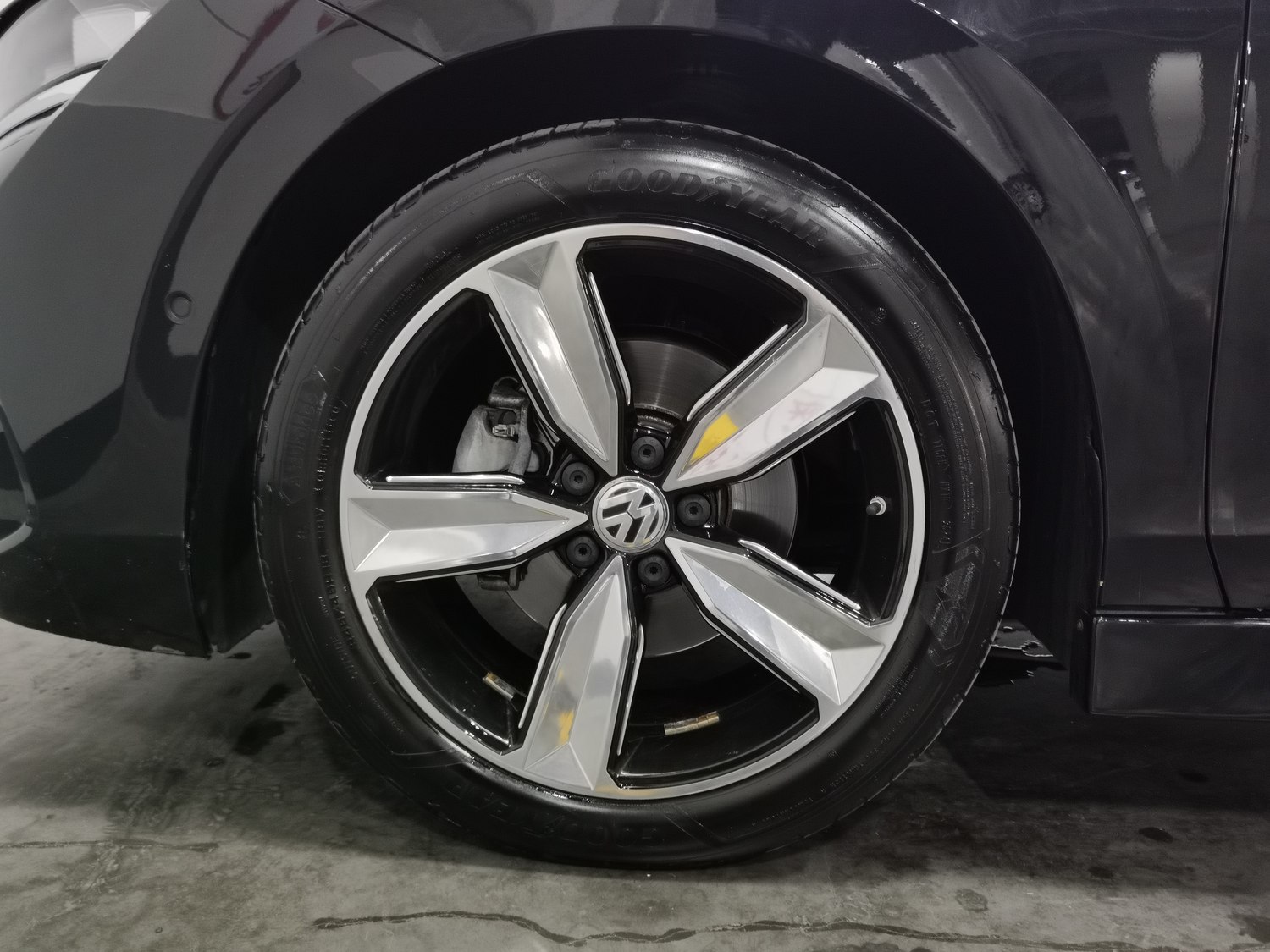 Used Volkswagen Magotan 2024 2.0 AT