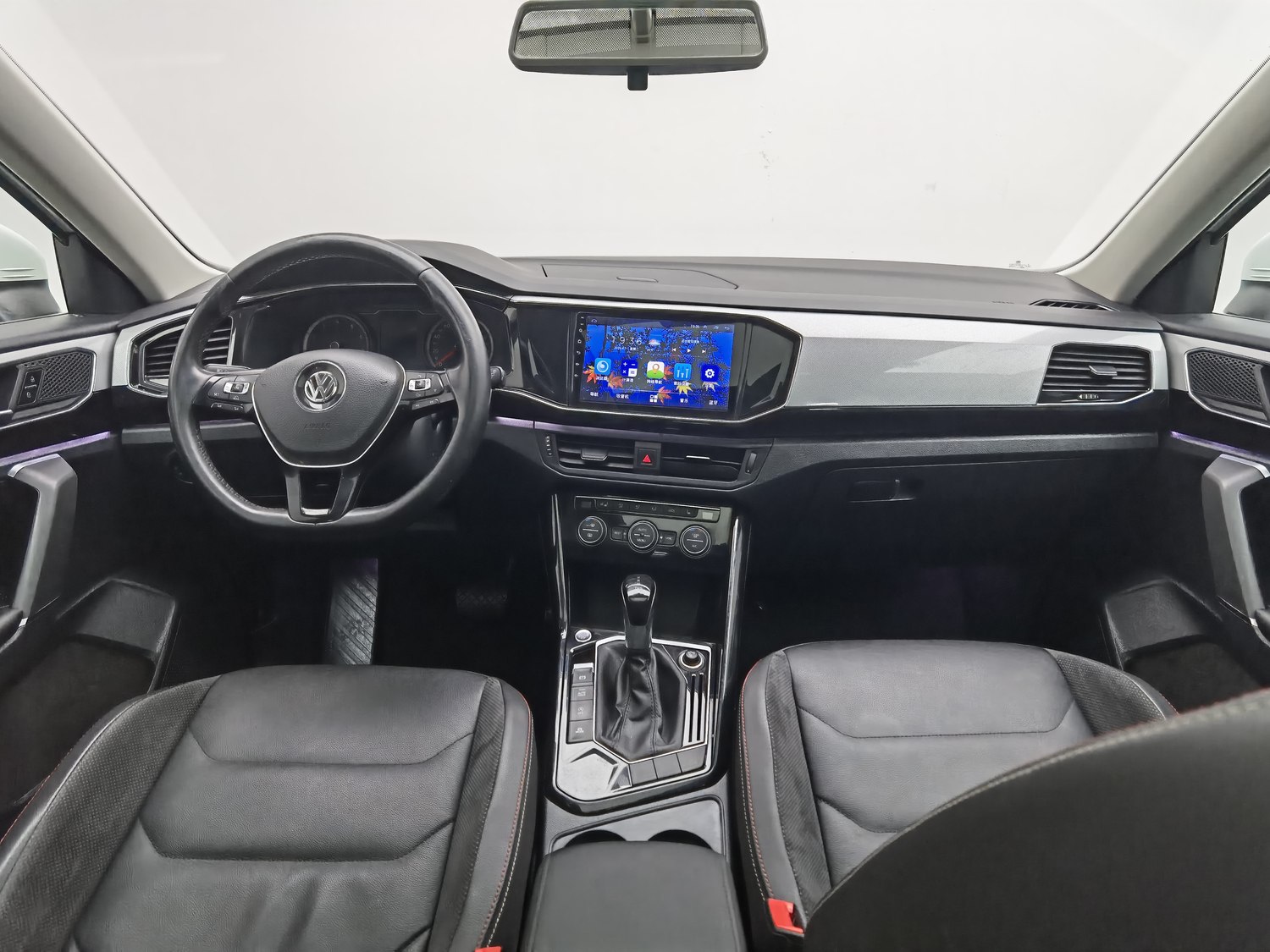Used Volkswagen Tayron 2019 2.0 AT