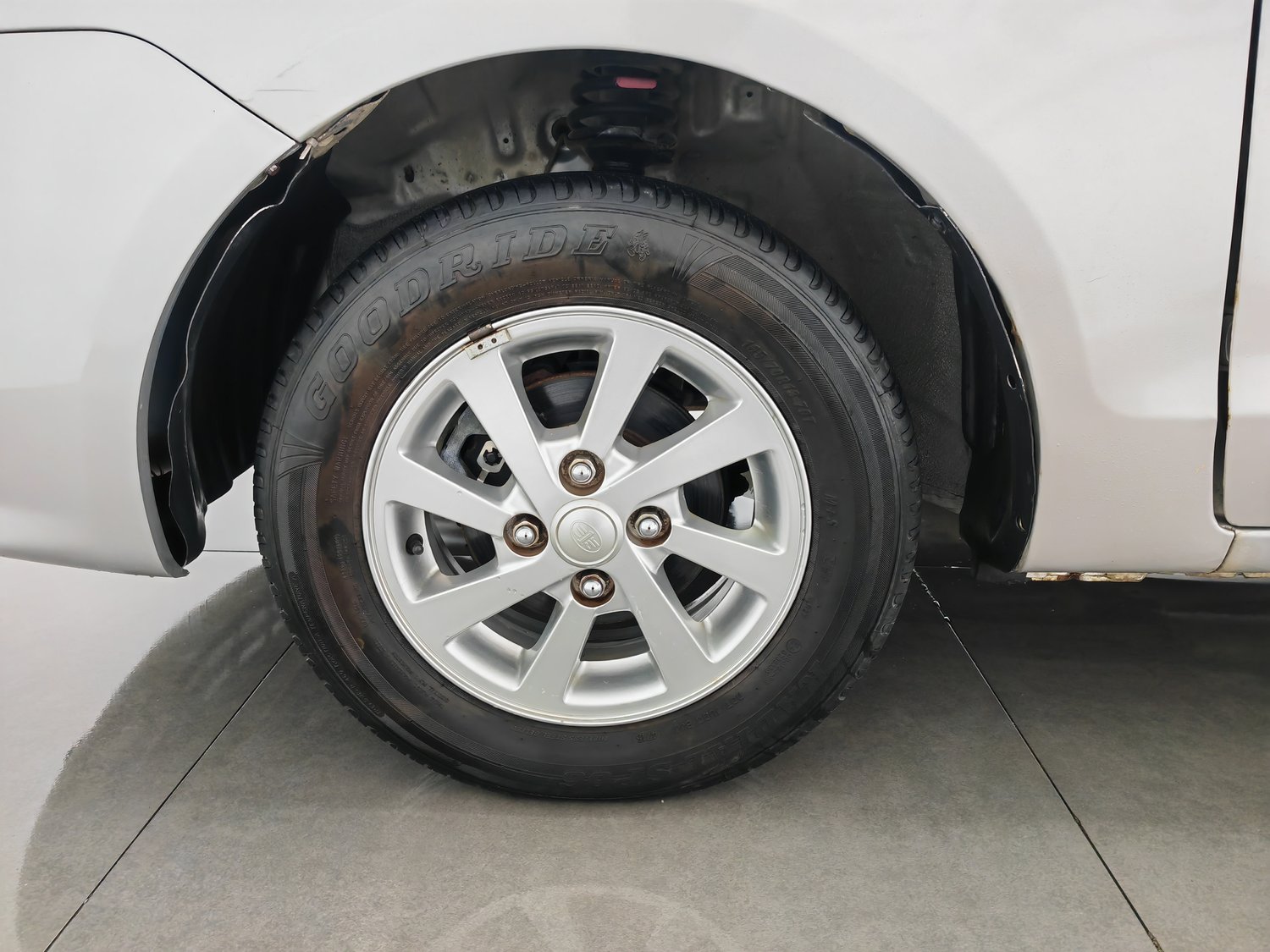 Used FAW Xiali N5 2014 1.0 MT
