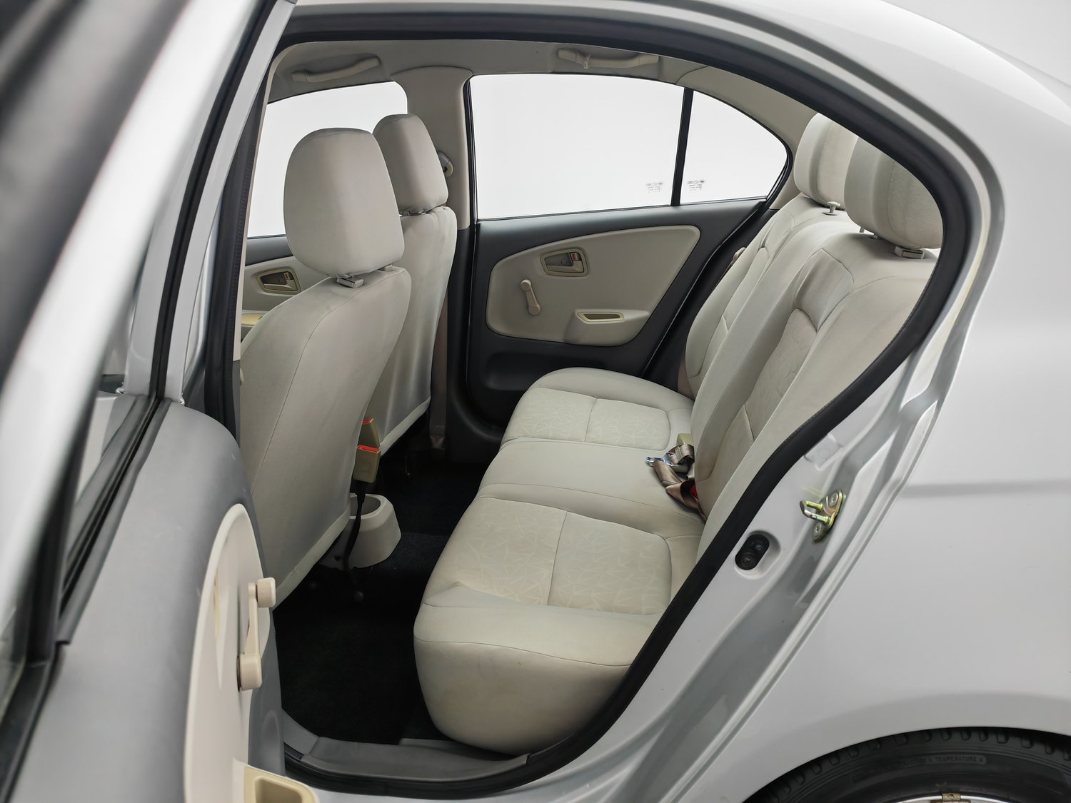 Used FAW Xiali N5 2014 1.0 MT