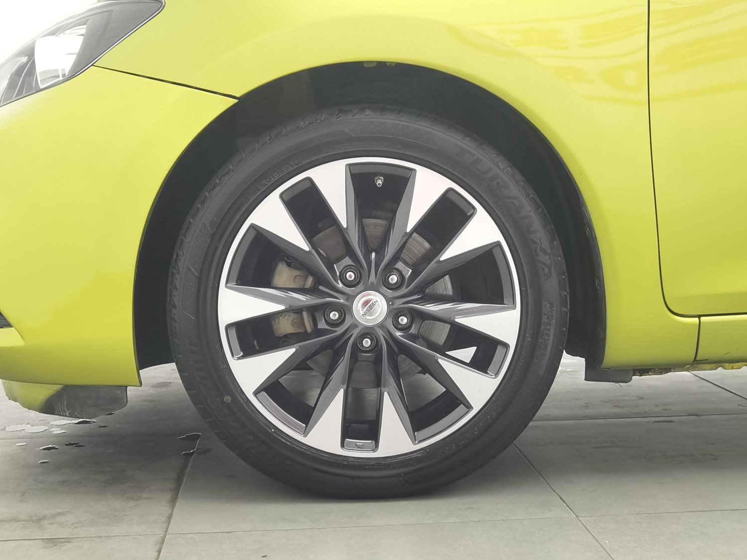 Used Nissan Tiida 2016 1.6 AT