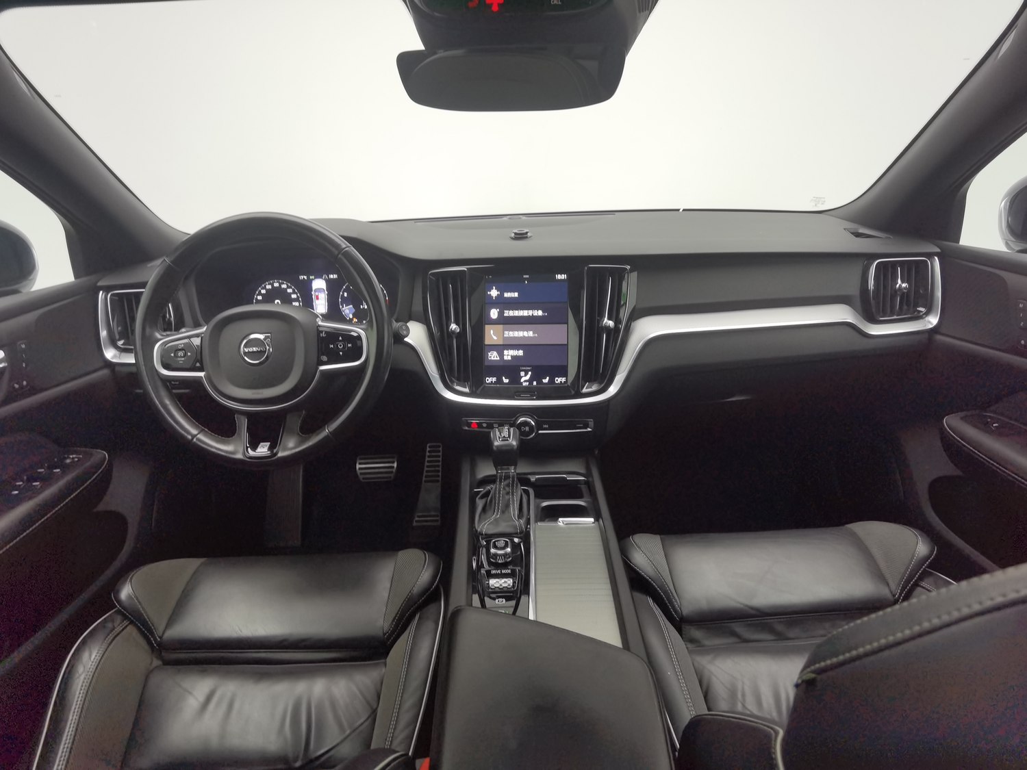 Used Volvo V60 2020 2.0 AT