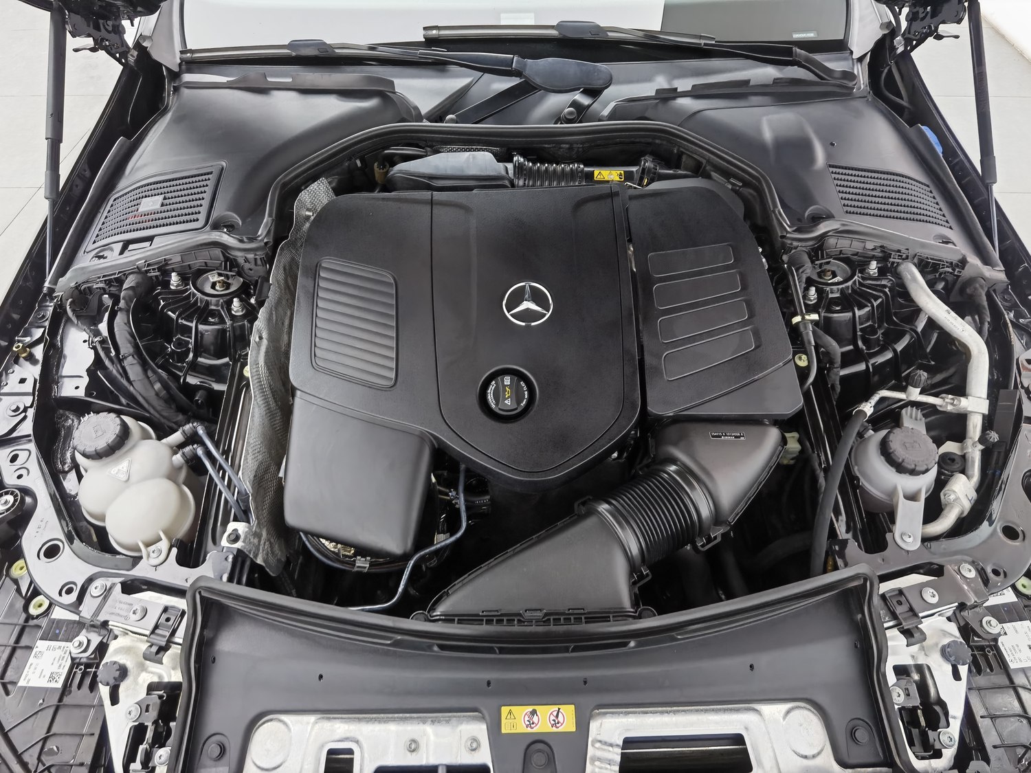 Used Mercedes-Benz C-Class 2023 1.5 AT