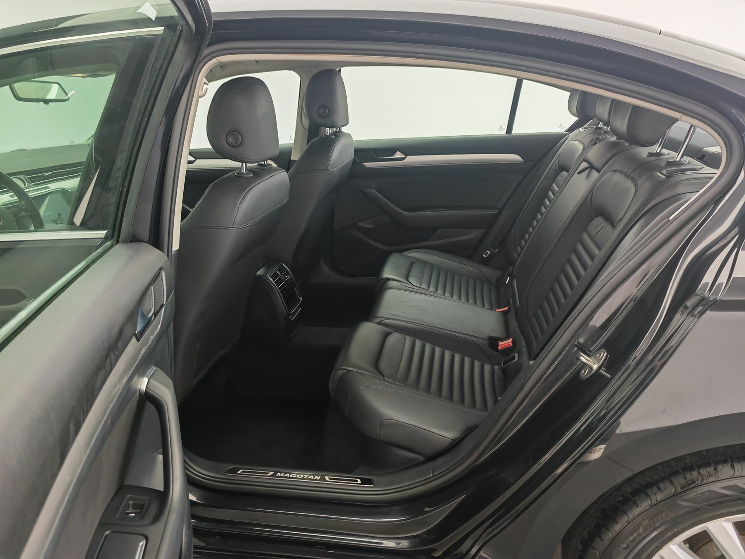 Used Volkswagen Magotan 2018 1.4 AT