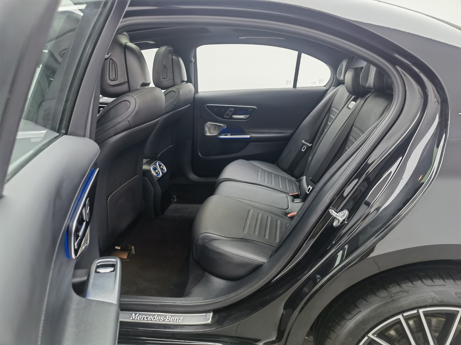 Used Mercedes-Benz C-Class 2023 1.5 AT