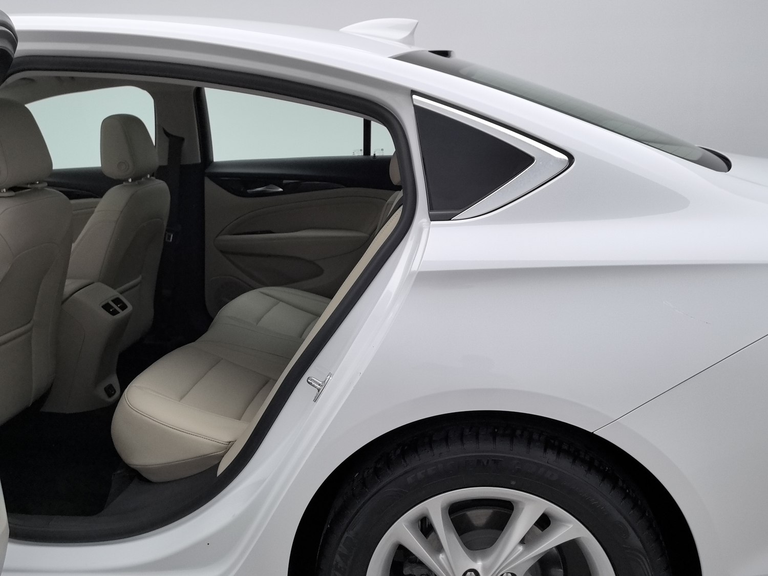 Used Buick Regal 2020 1.5 AT