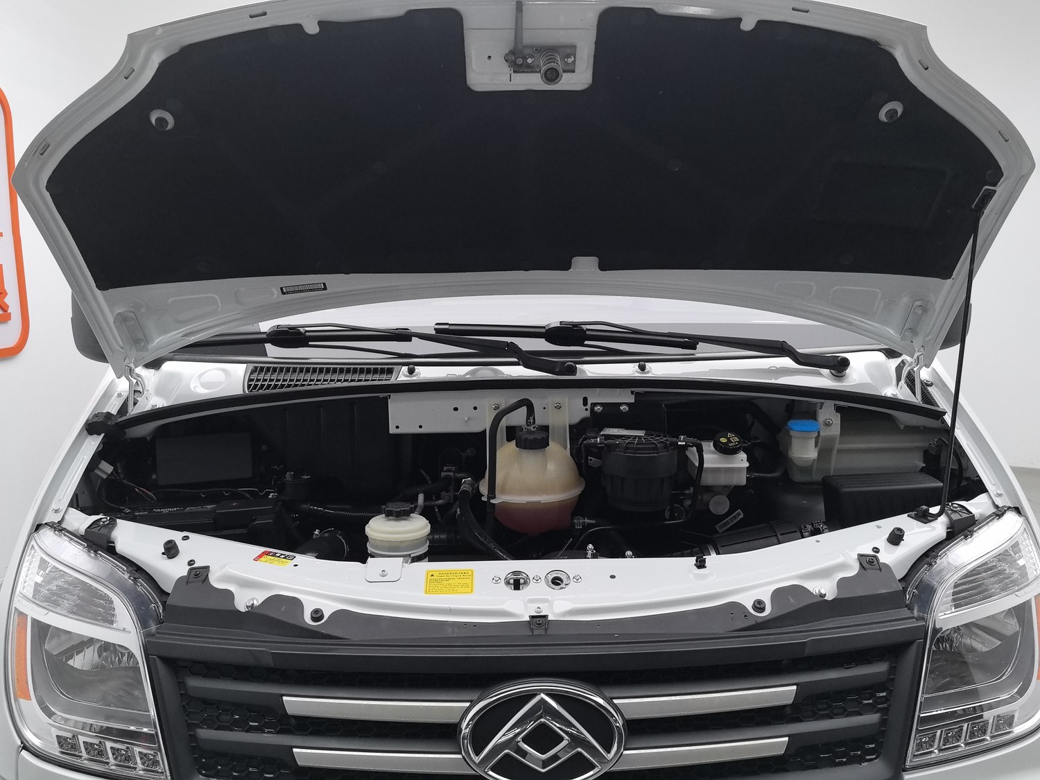 Used SAIC MAXUS V80 2021 2.0 MT