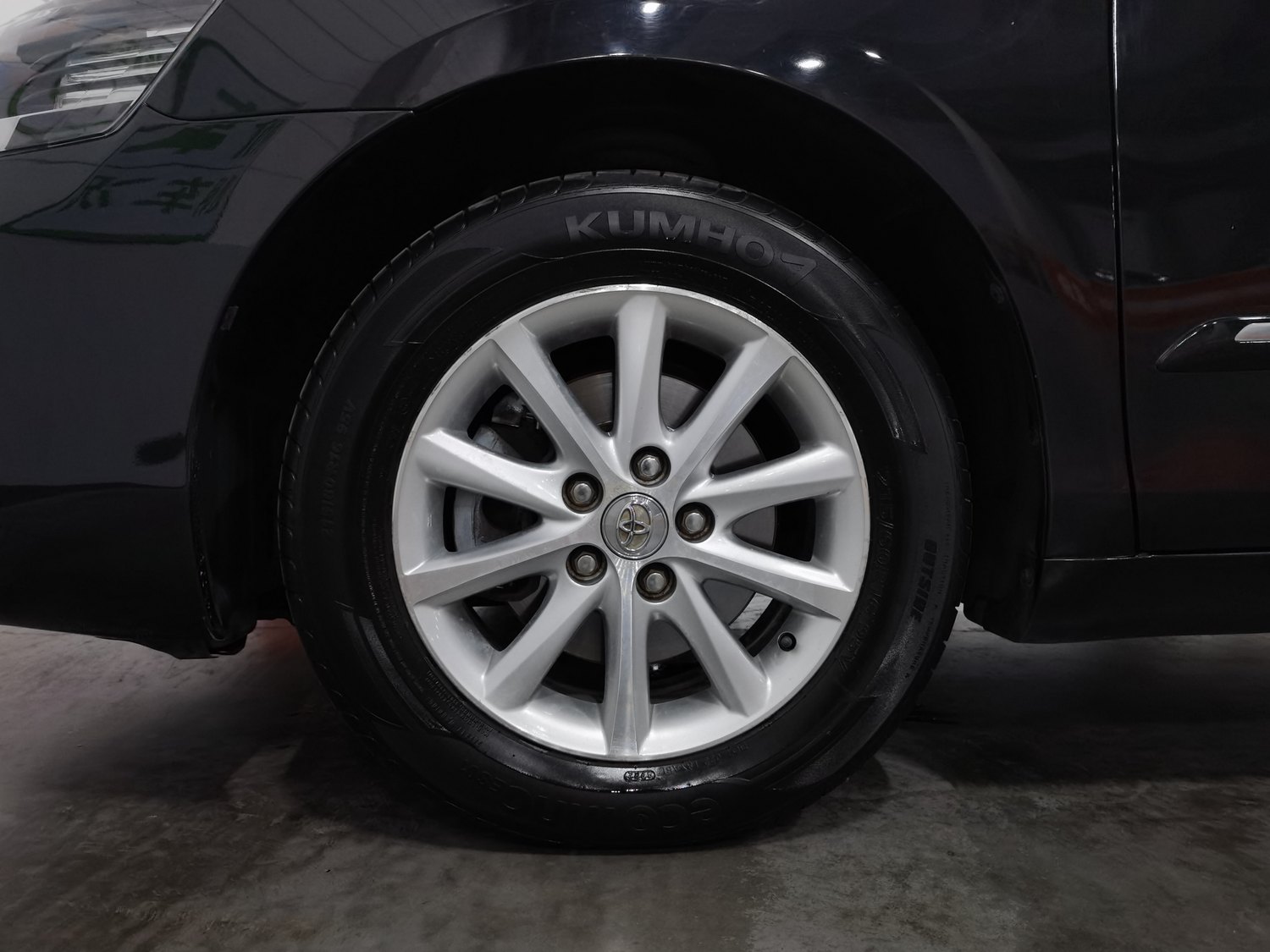 Used Toyota Camry 2013 2.0 AT