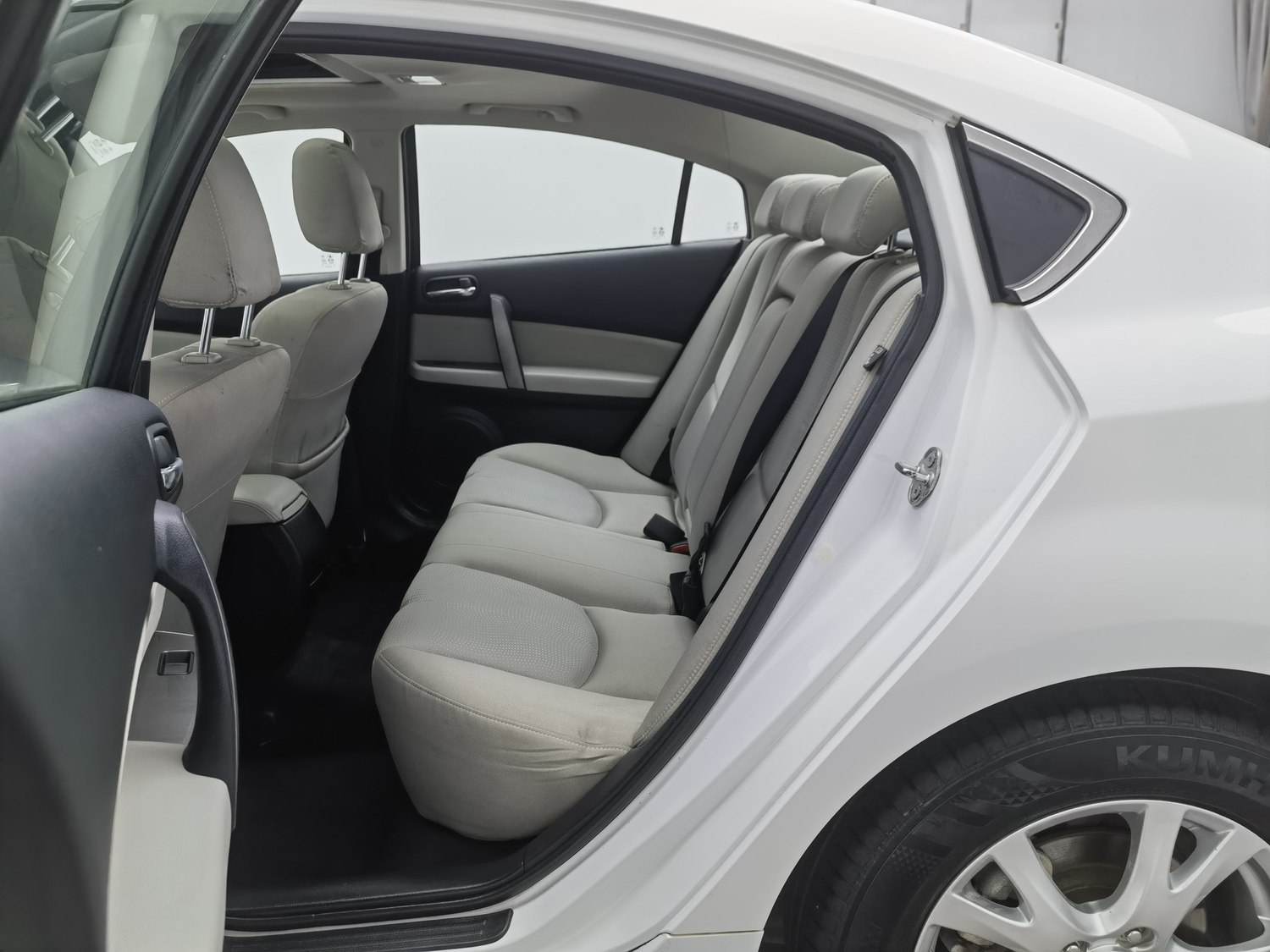 Used Mazda Ruiyi 2012 2.0 AT