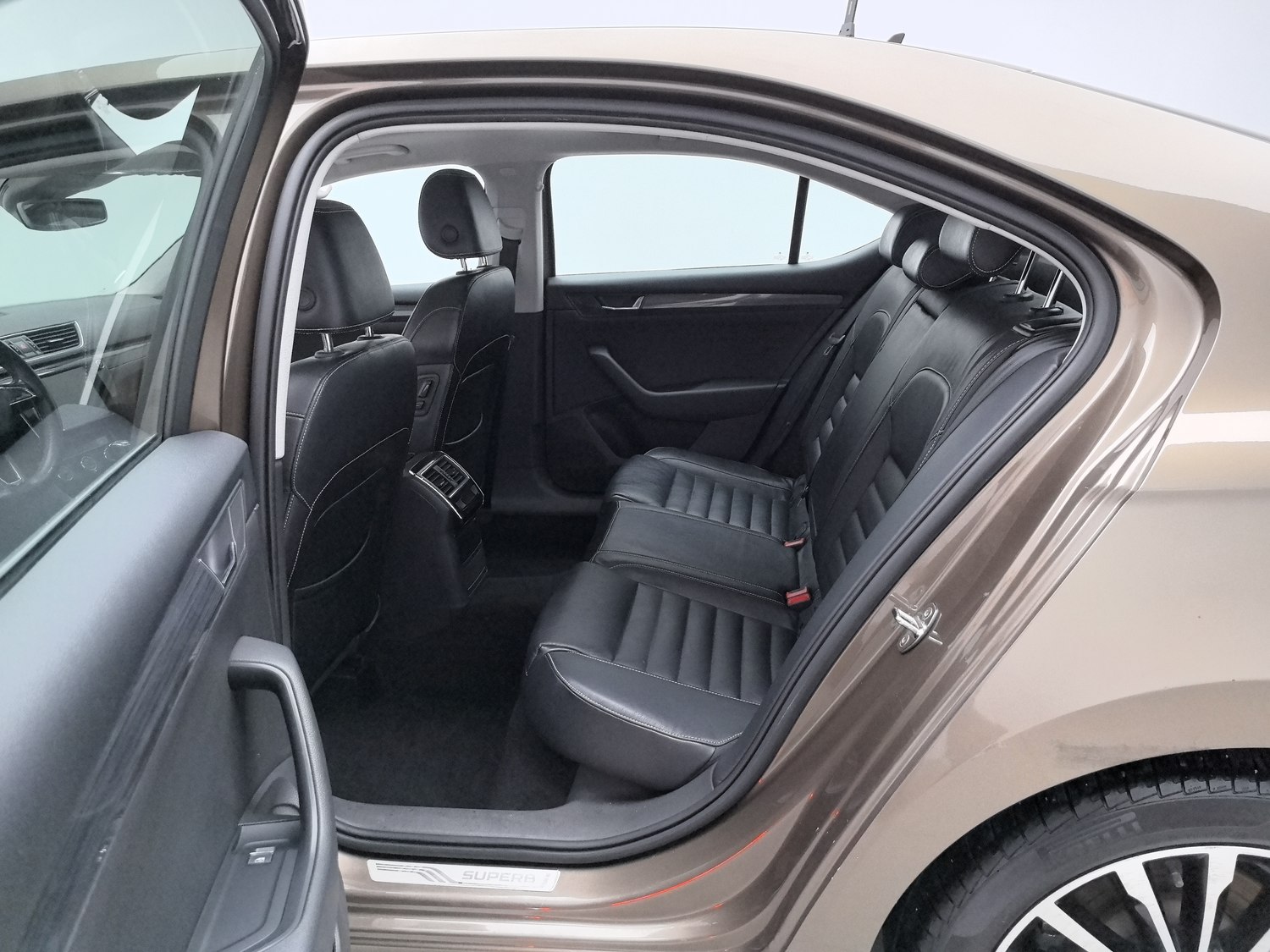Used Skoda Superb 2016 1.8 AT