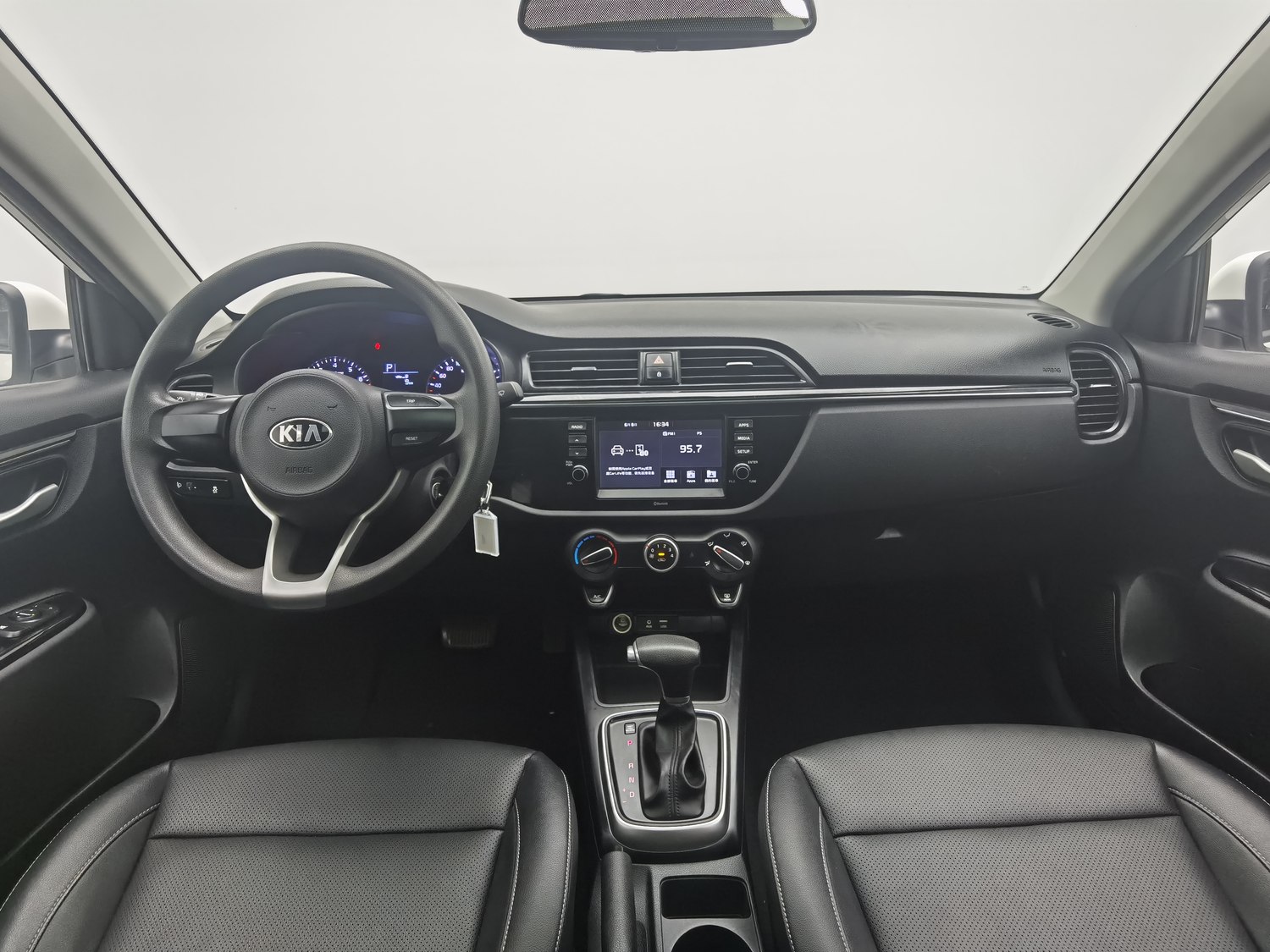 Used Kia K2 2017 1.4 AT