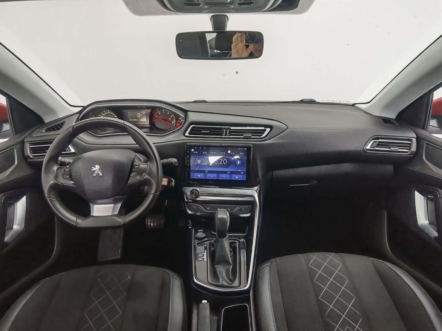 Used Peugeot 308 2016 1.2 AT
