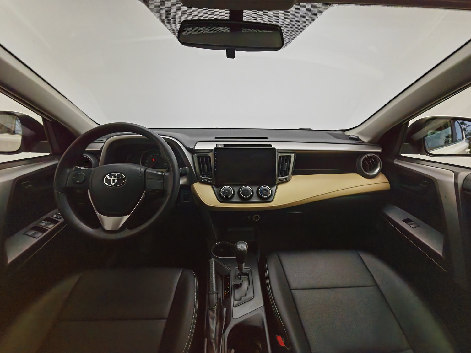 Used Toyota RAV4 2016 2.0 AT