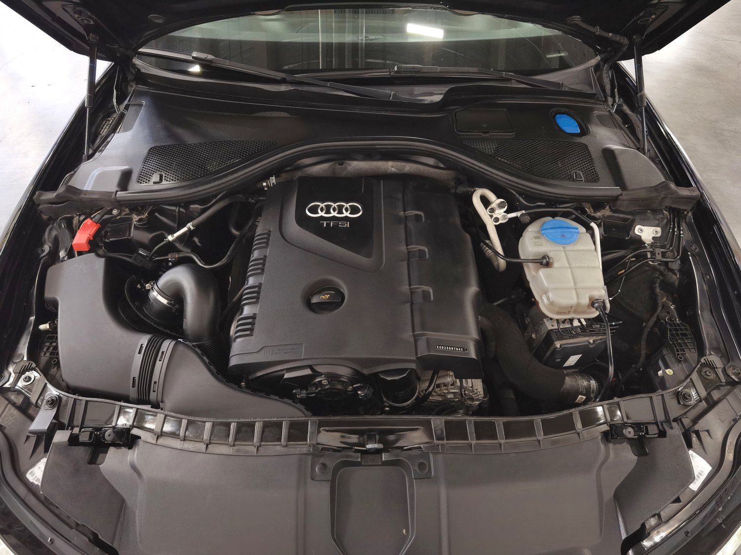 Used Audi A6L 2014 2.0 AT