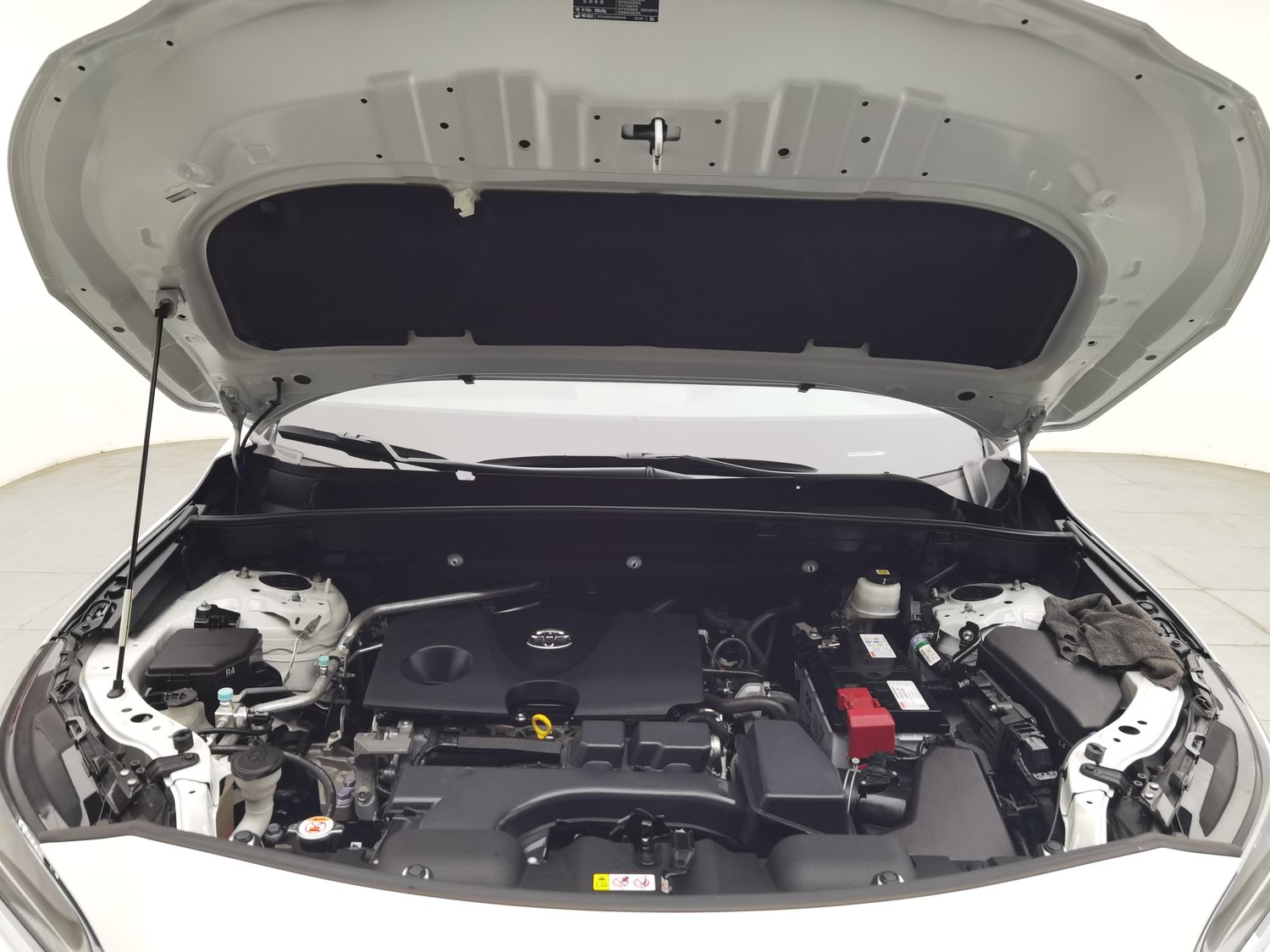 Used Toyota Harrier 2022 2.0 AT