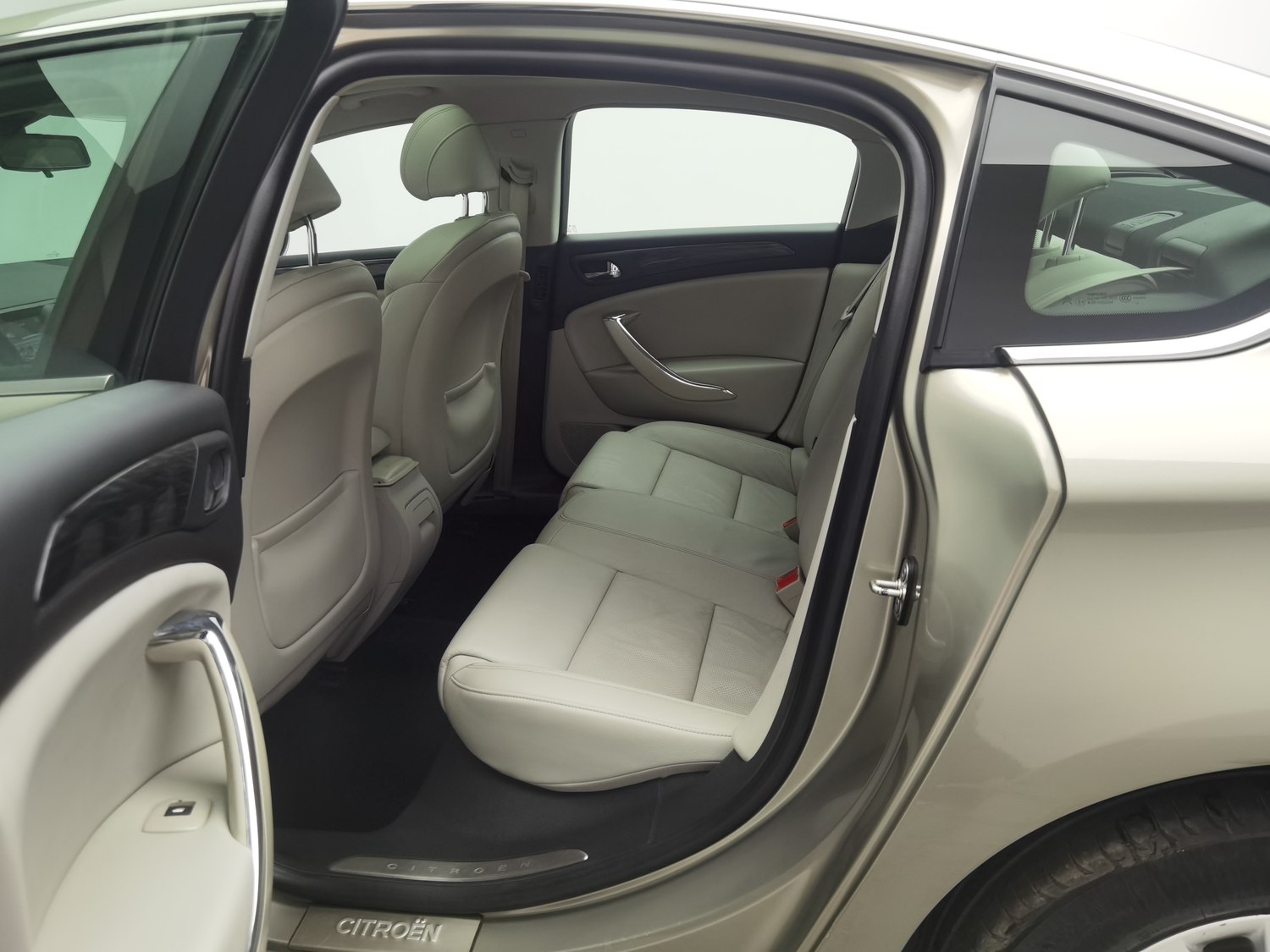 Used Citroen C5 2012 2.0 AT