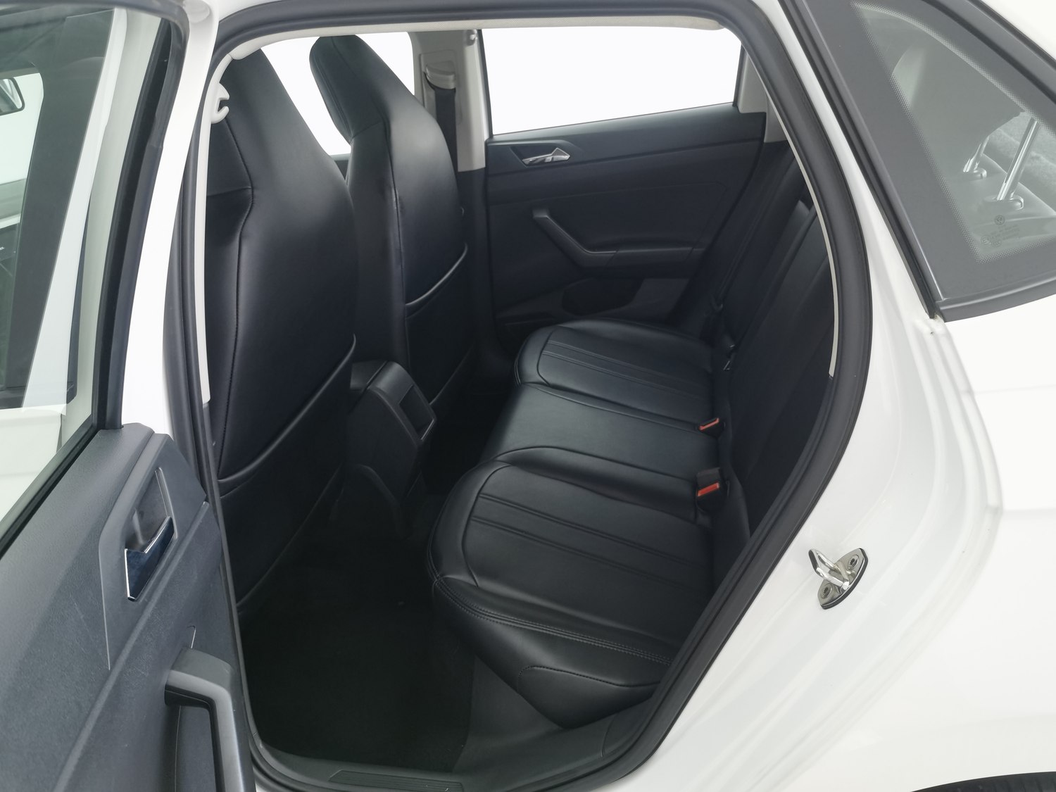 Used Volkswagen Polo 2021 1.5 AT