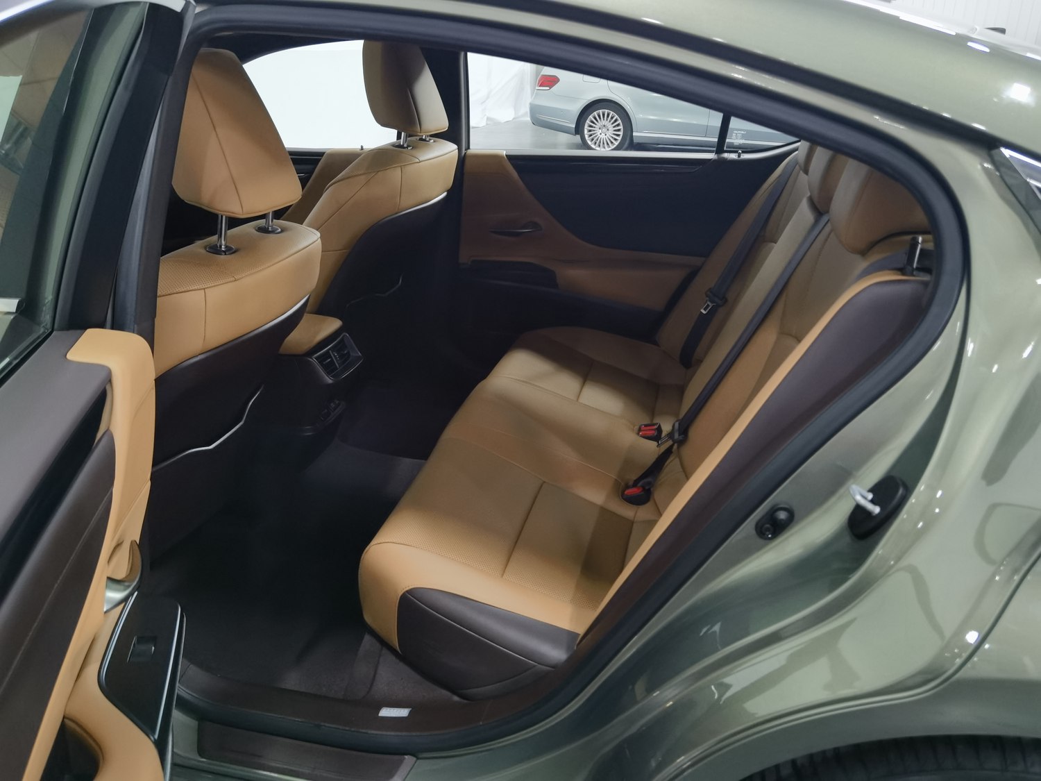Used Lexus ES 2020 2.0 AT