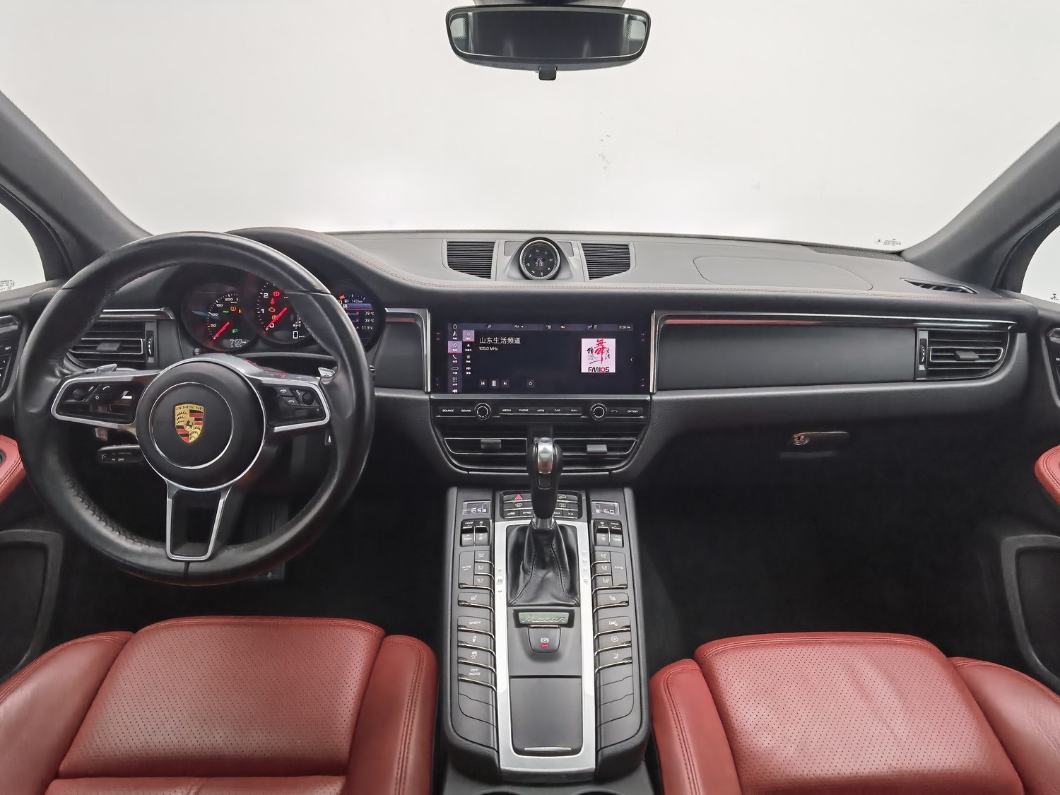 Used Porsche Macan 2021 2.0 AT