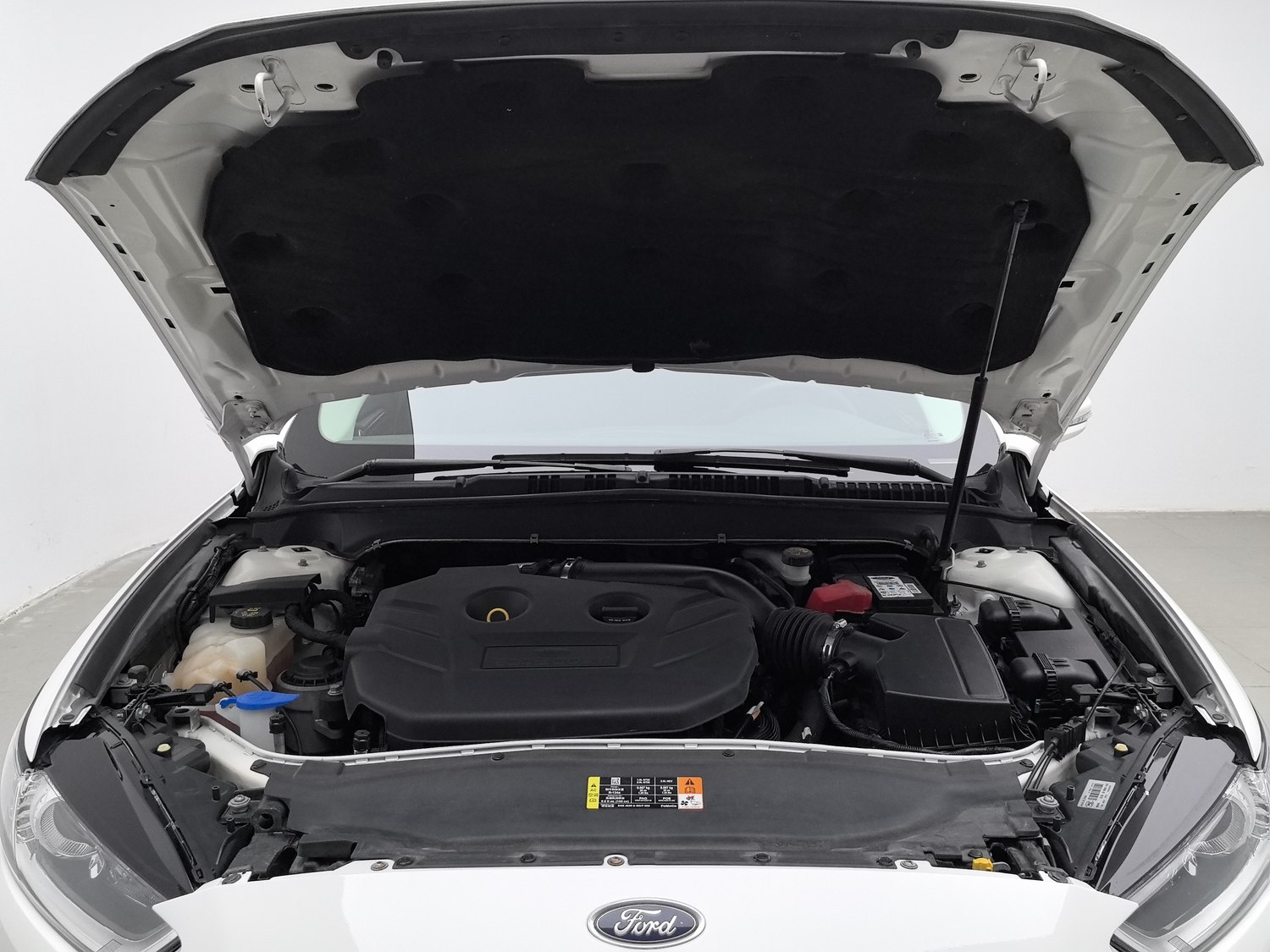 Used Ford Mondeo 2013 2.0 AT