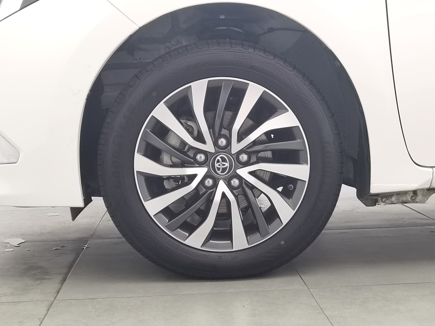 Used Toyota Corolla PHEV 2020 1.8 AT