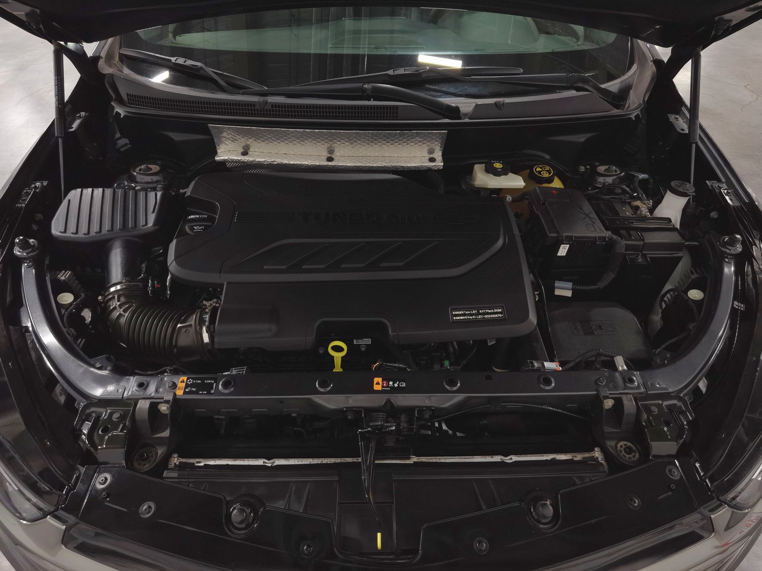 Used Chevrolet Equinox 2021 2.0 AT