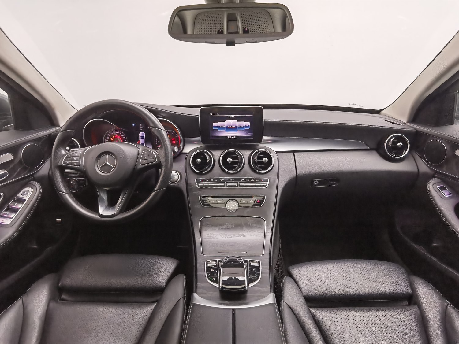 Used Mercedes-Benz C-Class 2018 2.0 AT