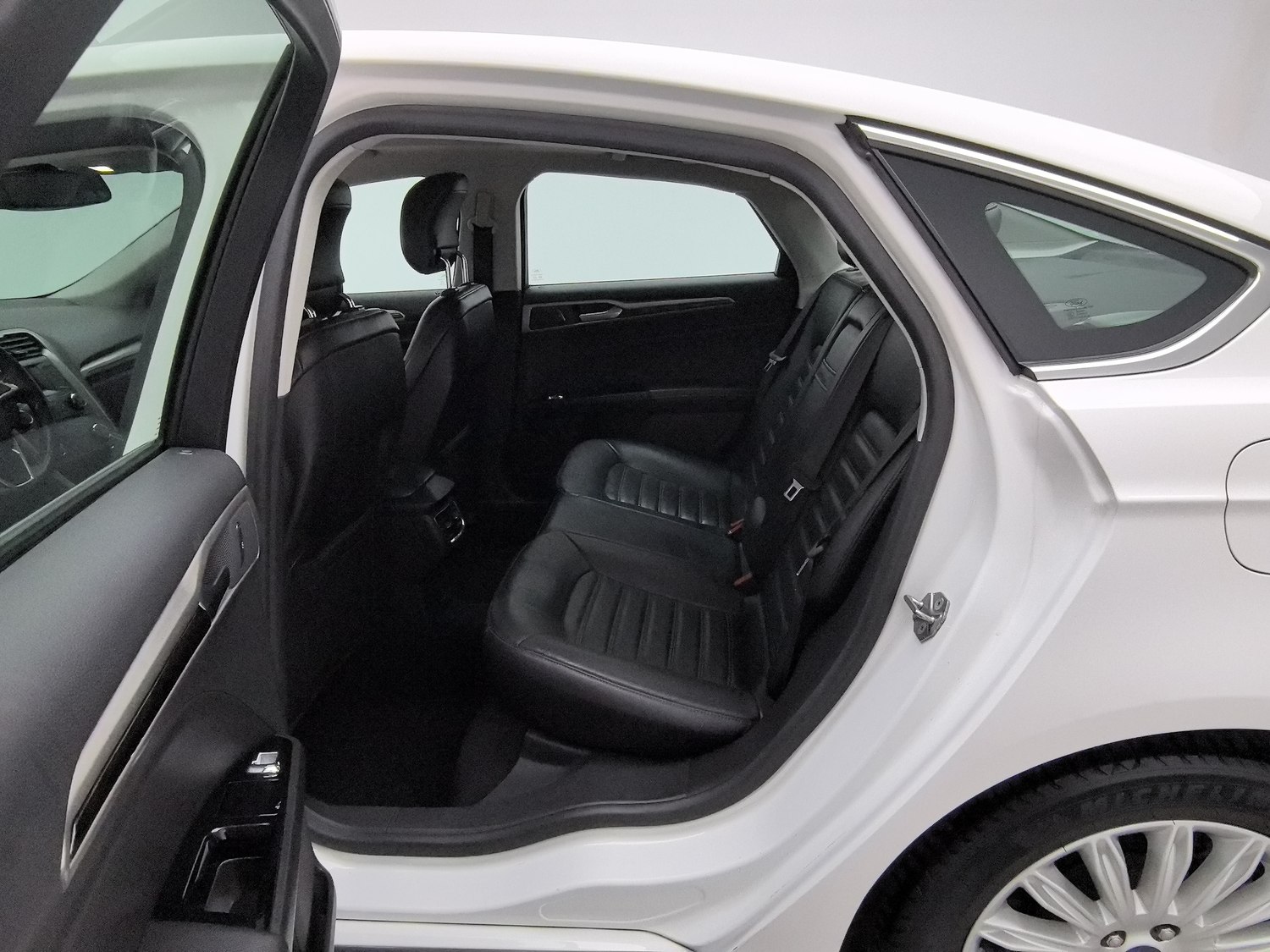 Used Ford Mondeo 2013 2.0 AT