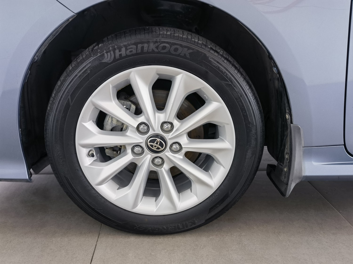 Used Toyota Corolla 2021 1.8 AT