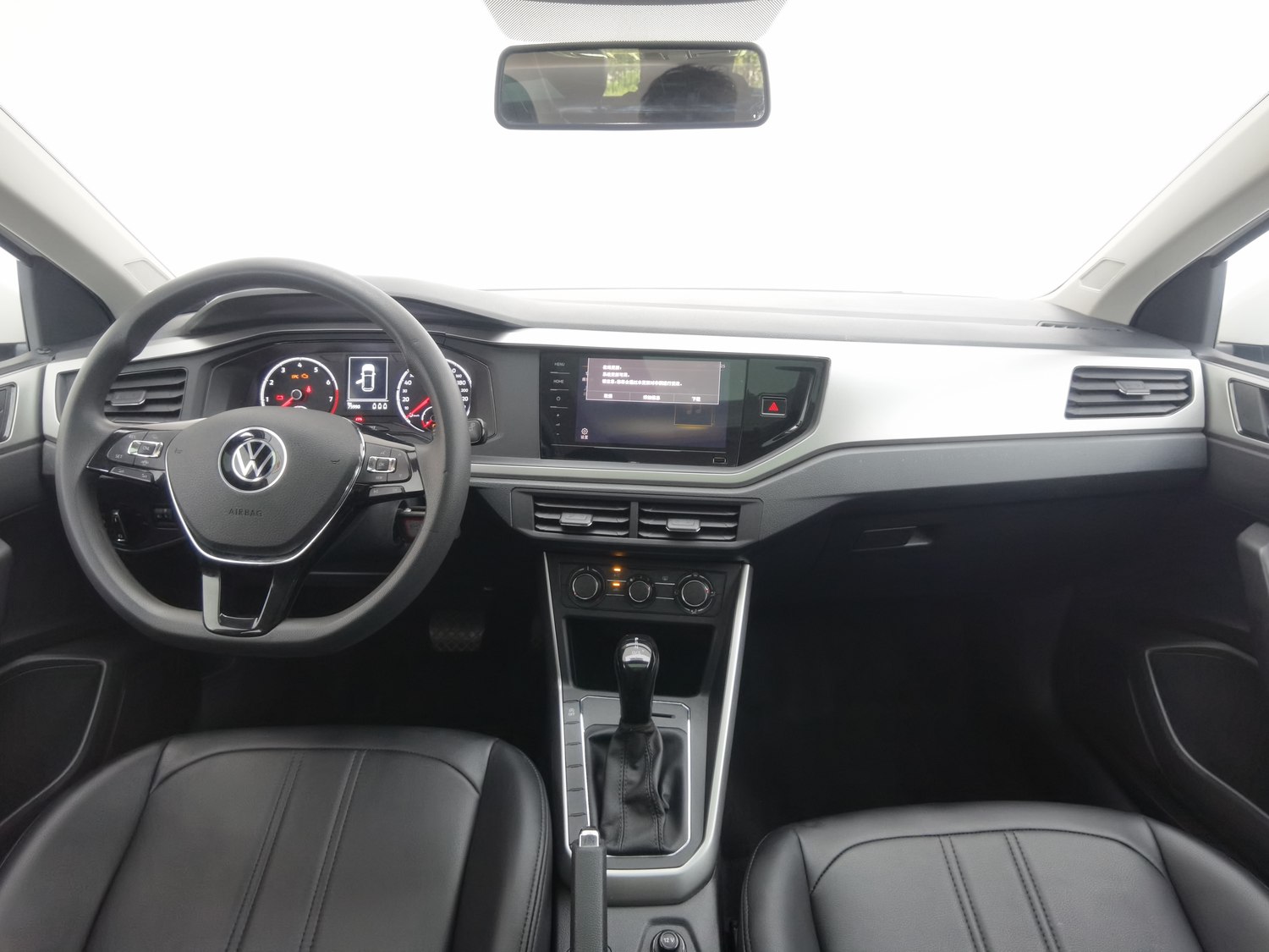 Used Volkswagen Polo 2021 1.5 AT