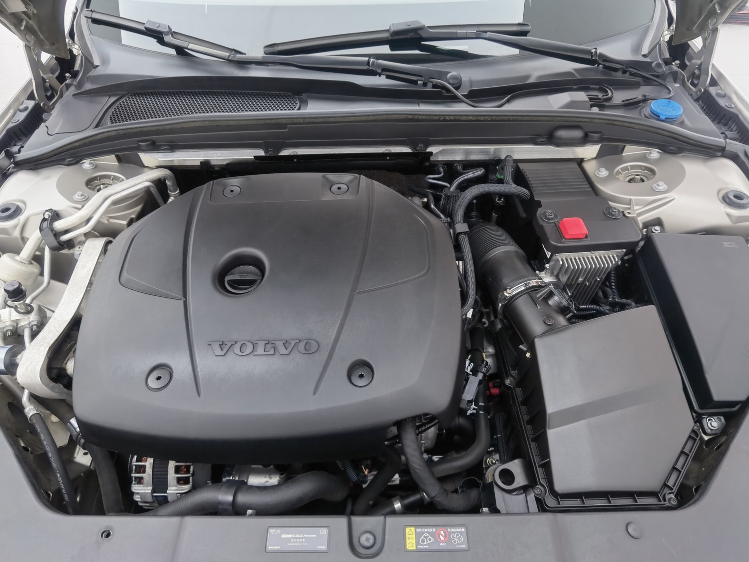 Used Volvo S60 2021 2.0 AT