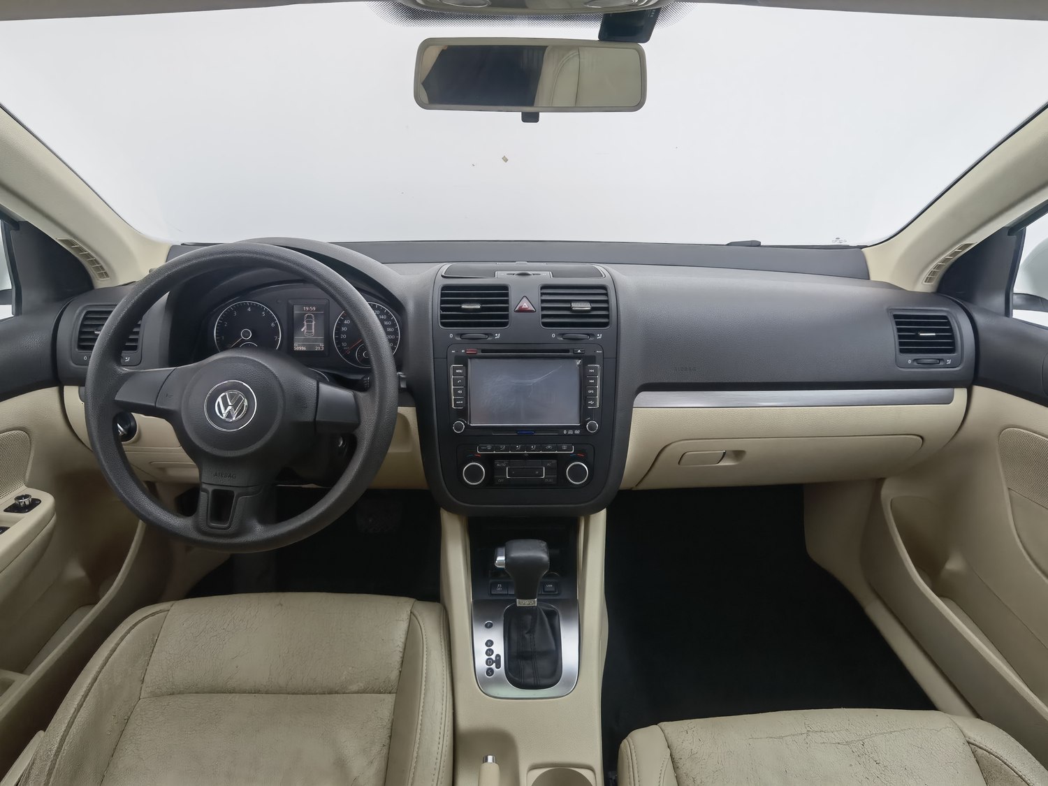 Used Volkswagen Sagitar 2011 1.4 AT