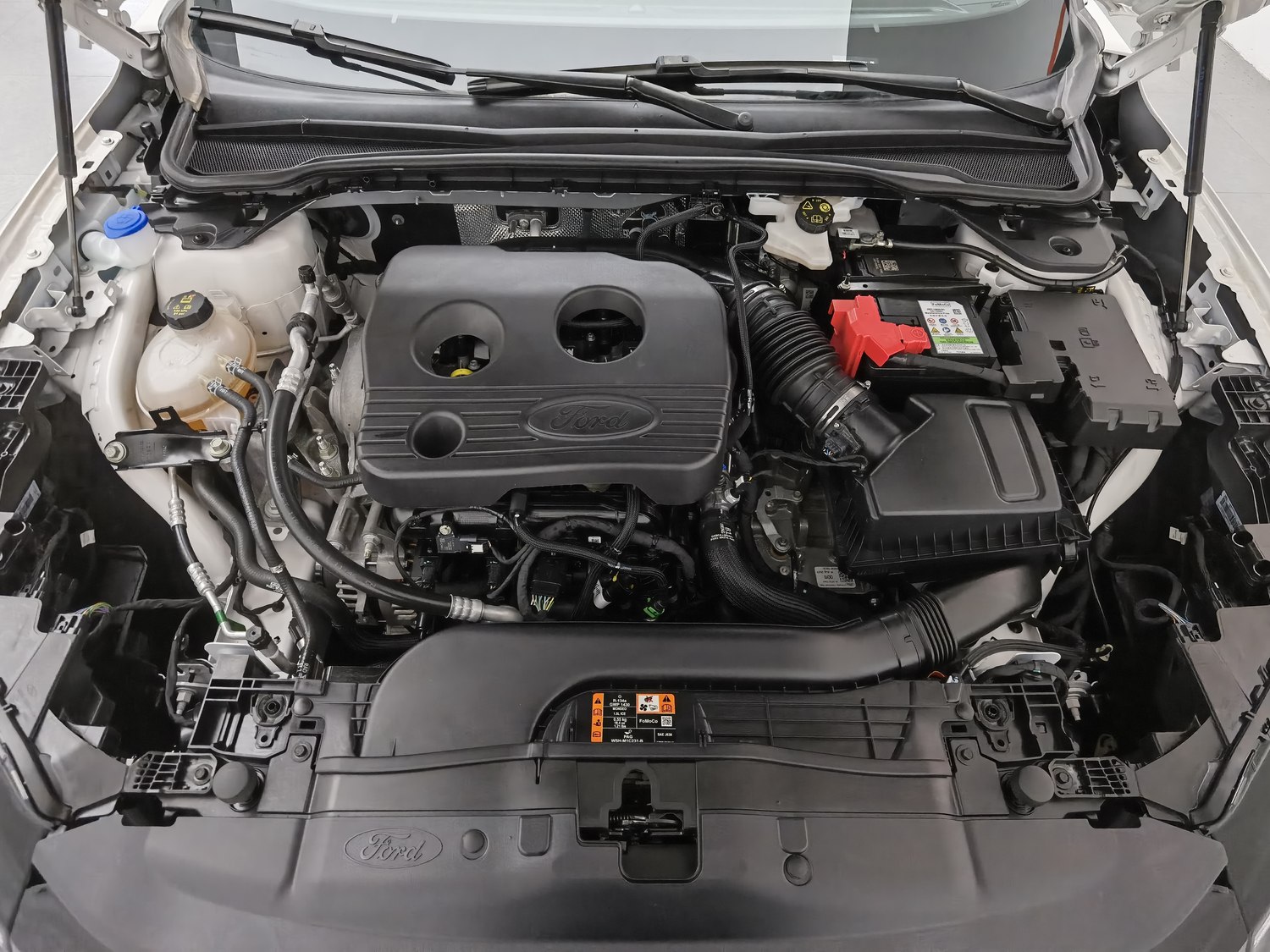Used Ford Mondeo 2023 1.5 AT