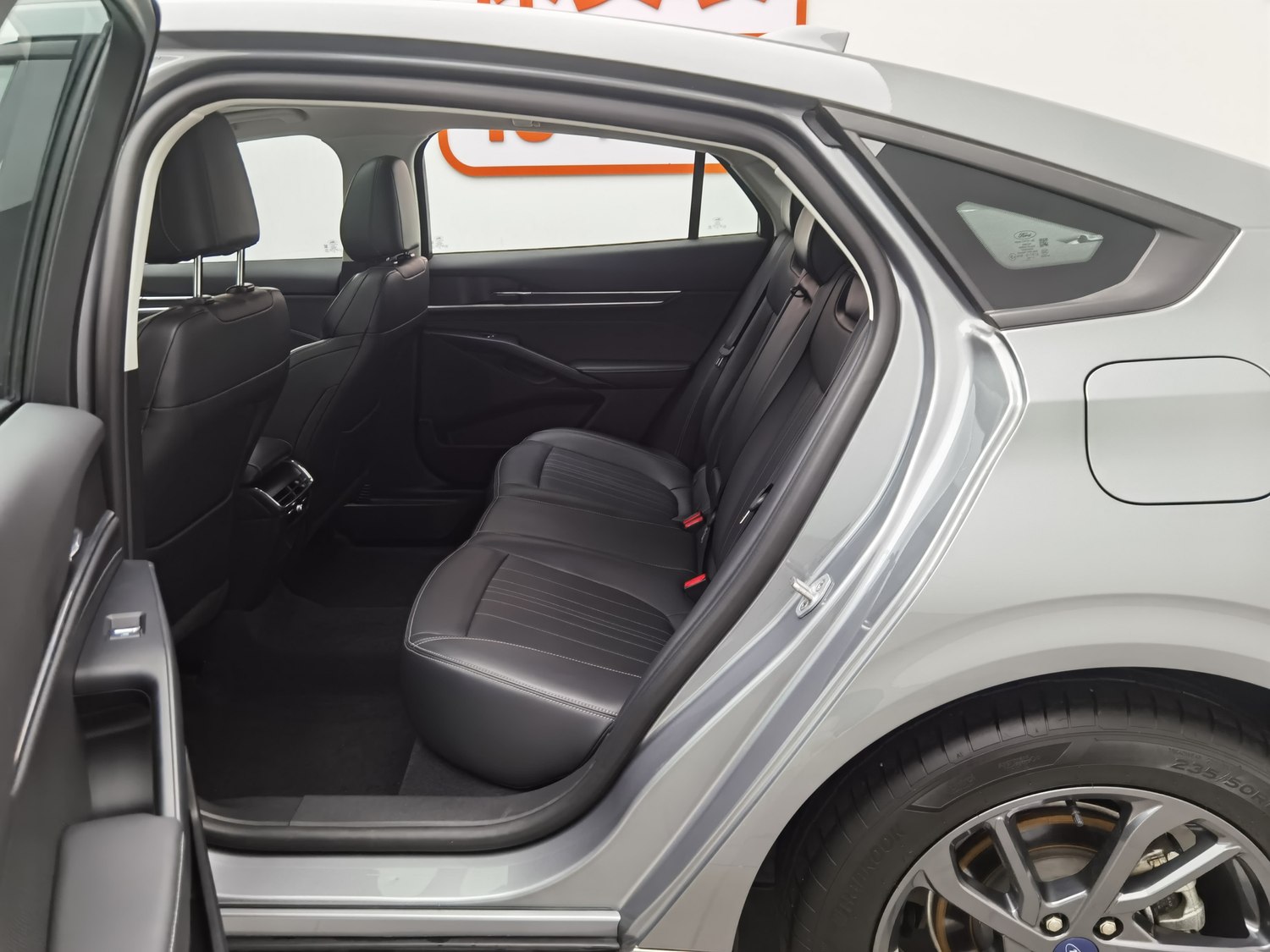 Used Ford Mondeo 2025 2.0 AT