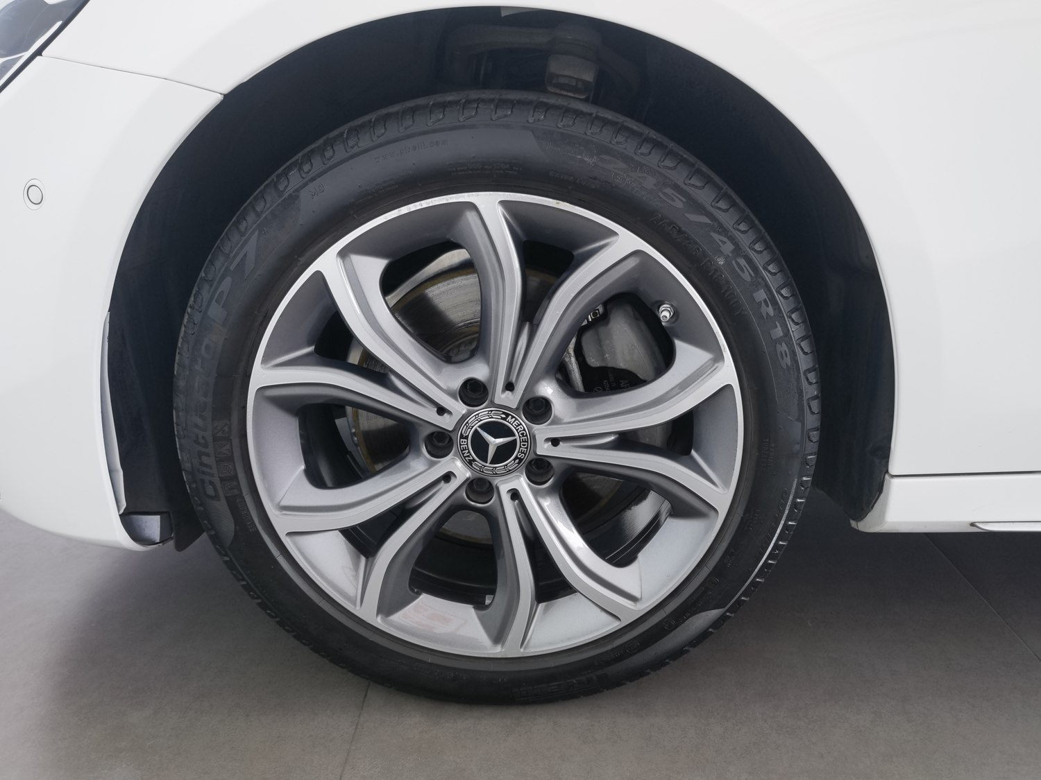 Used Mercedes-Benz E-Class 2021 2.0 AT