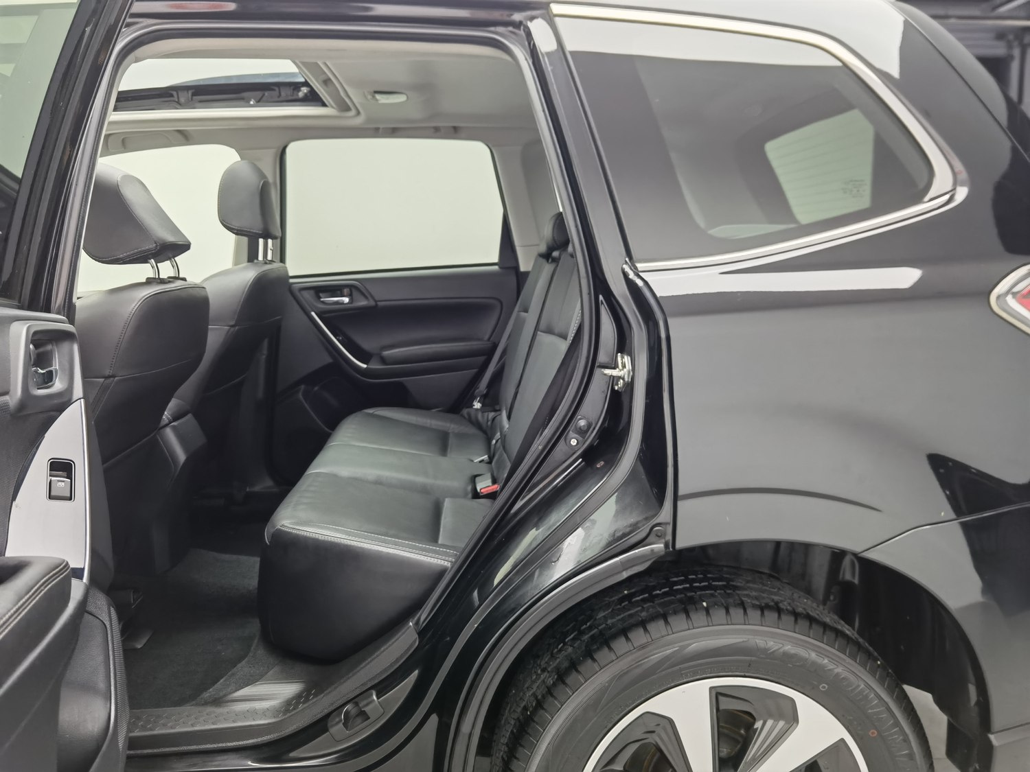 Used Subaru Forester 2016 2.0 AT