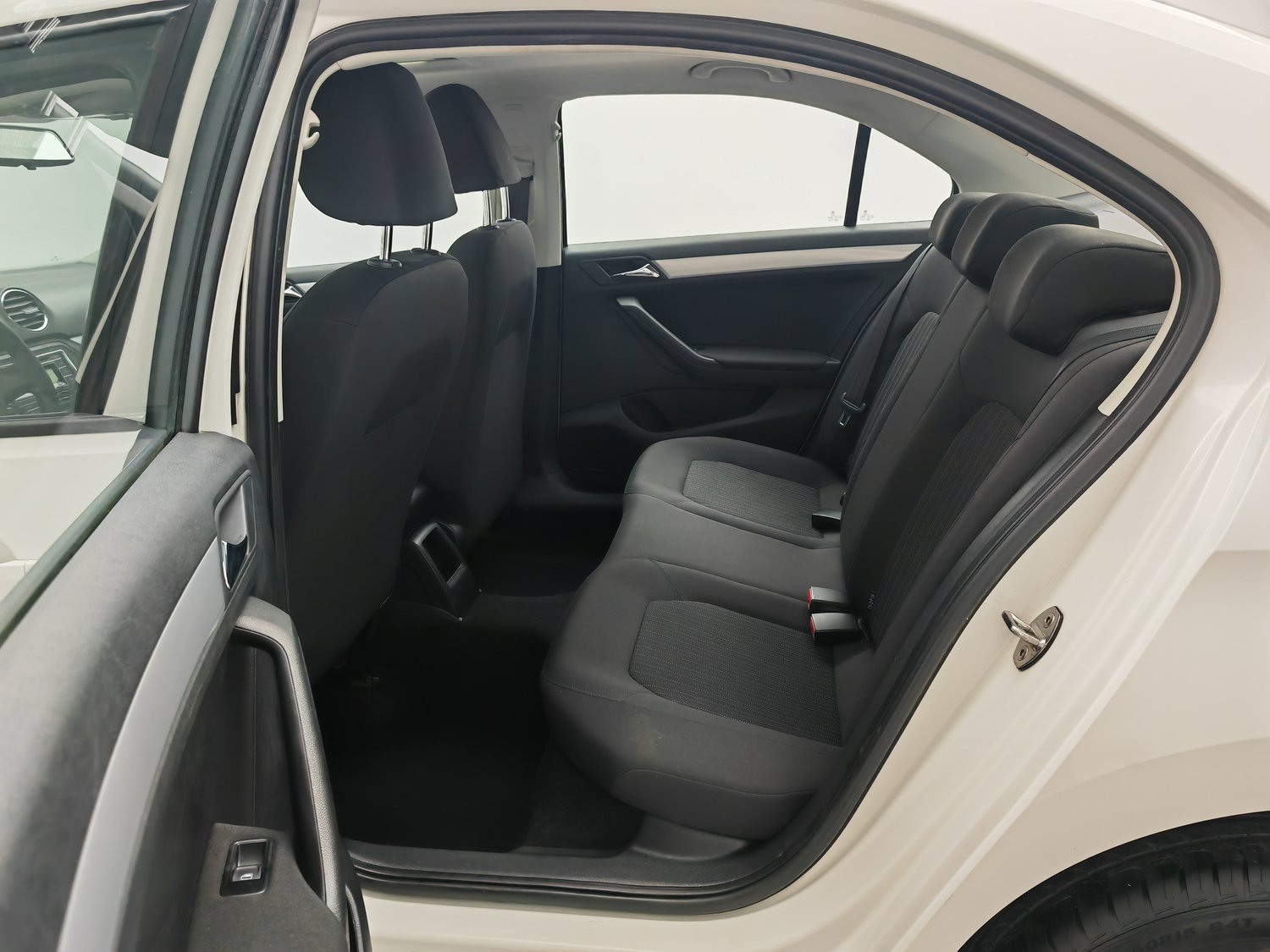 Used Volkswagen Jetta 2015 1.6 MT
