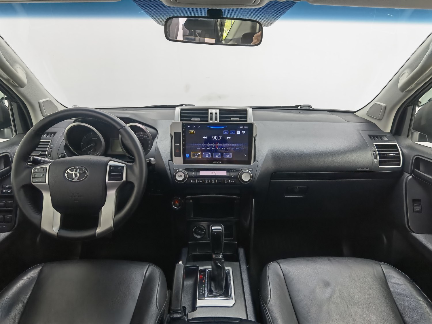 Used Toyota Prado 2016 2.7 AT