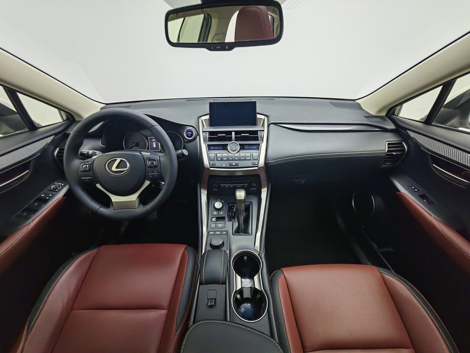 Used Lexus NX 2015 2.5 AT