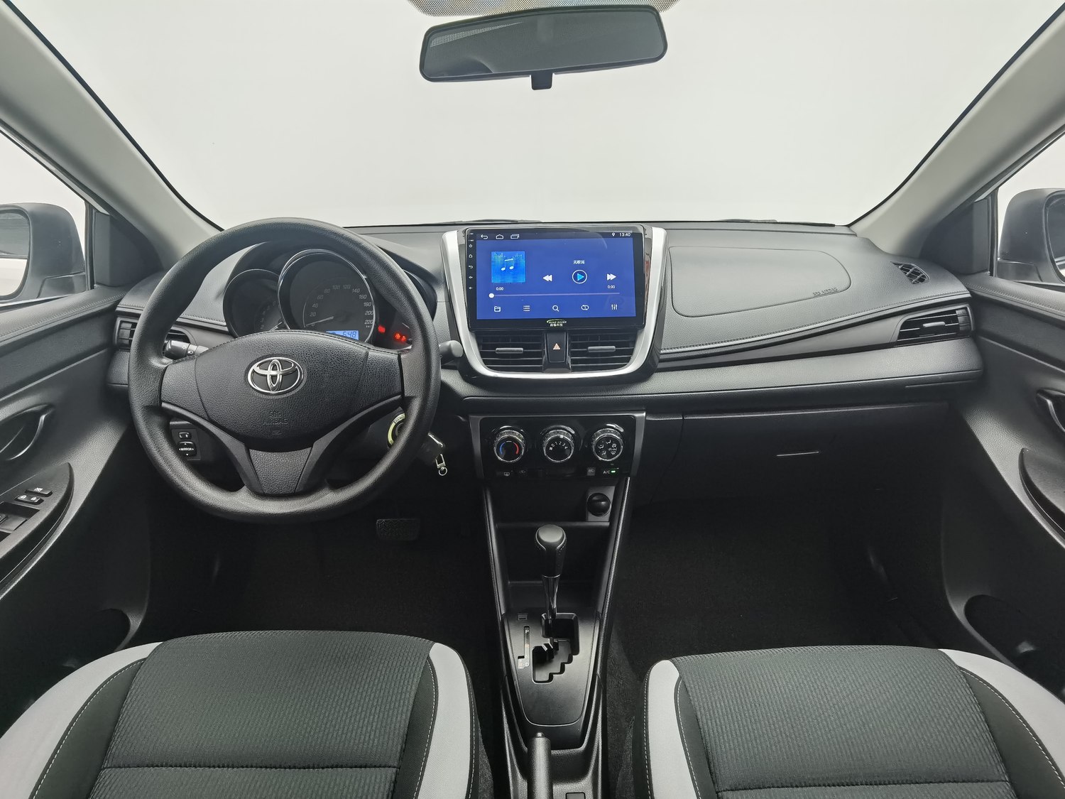 Used Toyota YARiS L 2020 1.5 AT