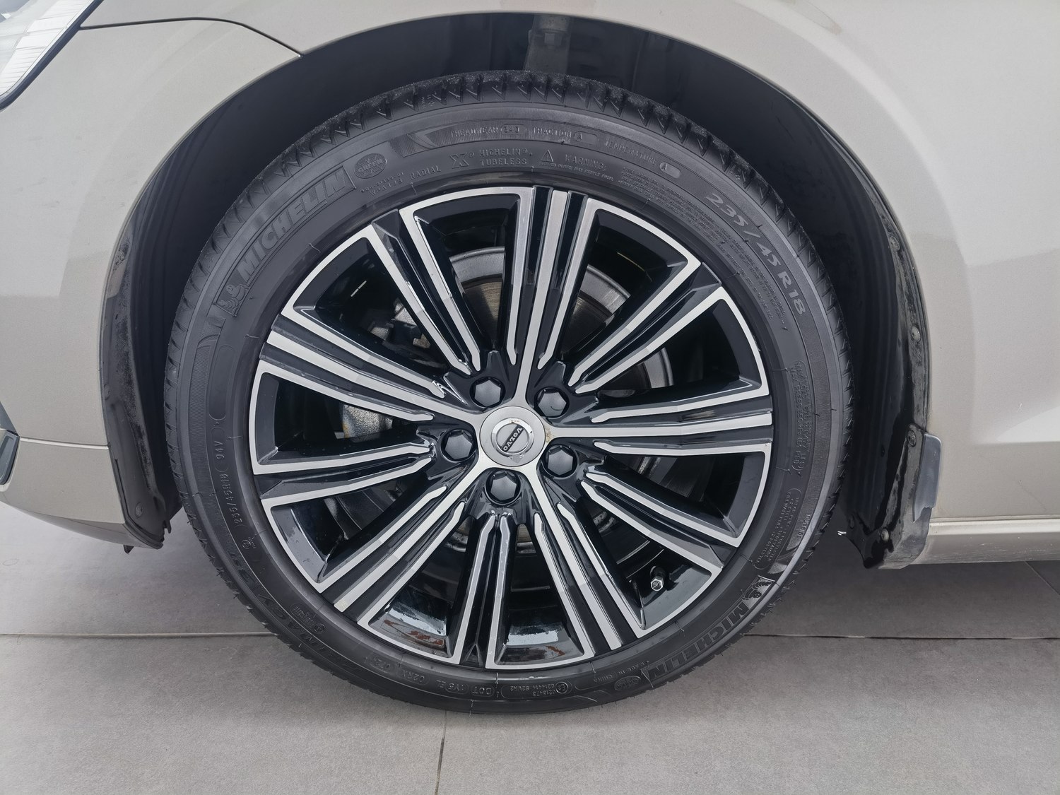 Used Volvo S60 2021 2.0 AT