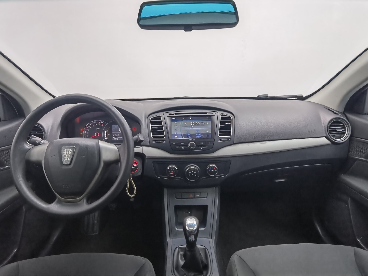 Used Roewe 350 2015 1.5 MT