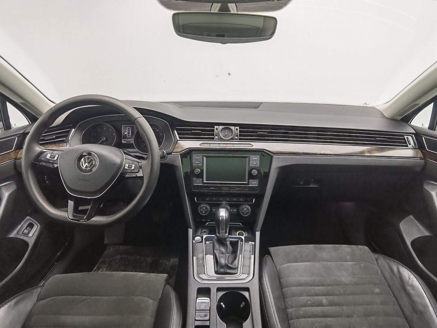 Used Volkswagen Magotan 2018 1.8 AT