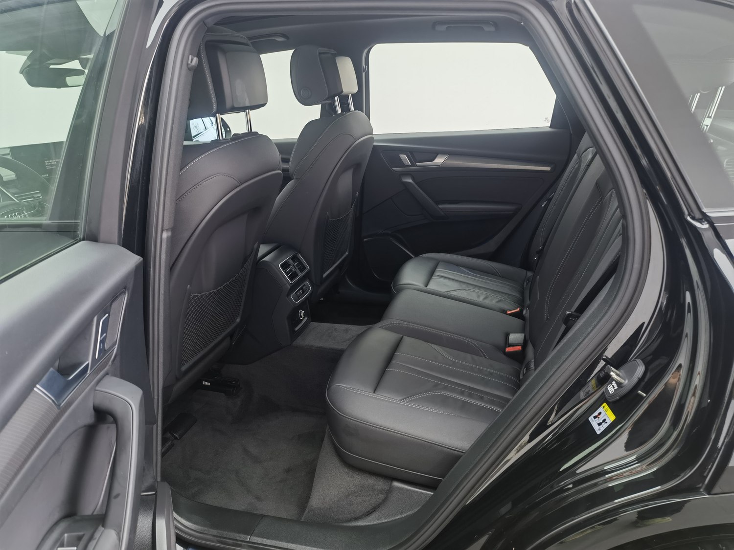 Used Audi Q5L 2023 2.0 AT