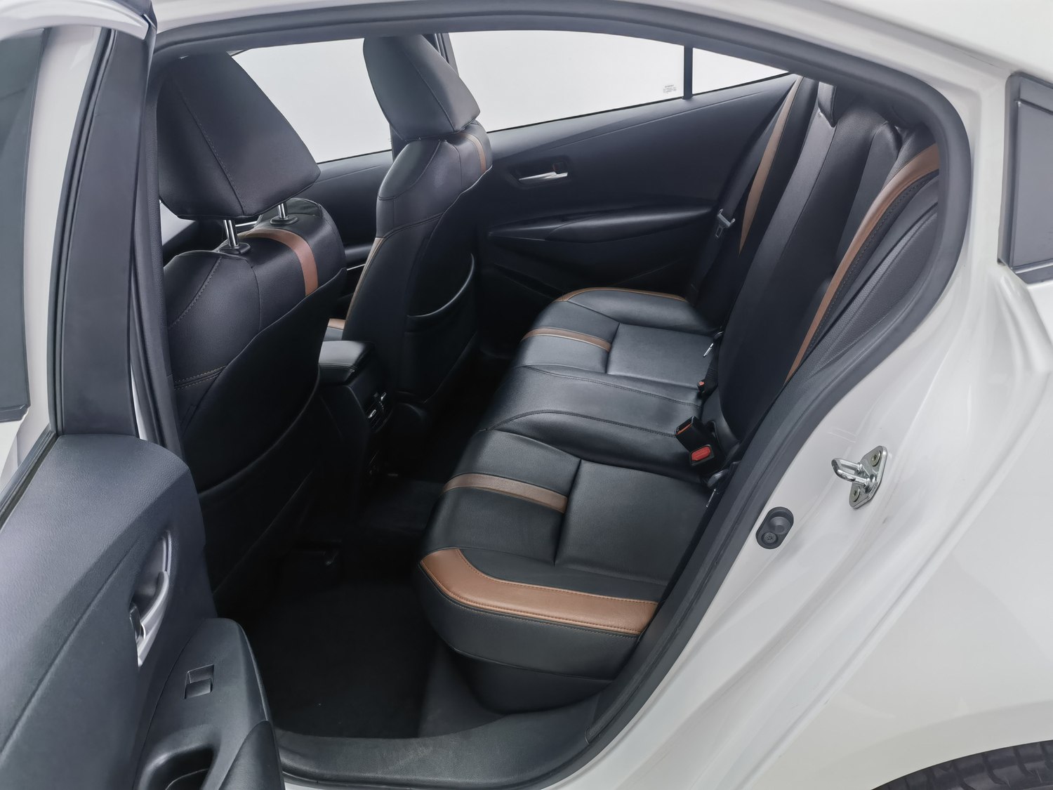 Used Toyota Corolla 2021 1.8 AT