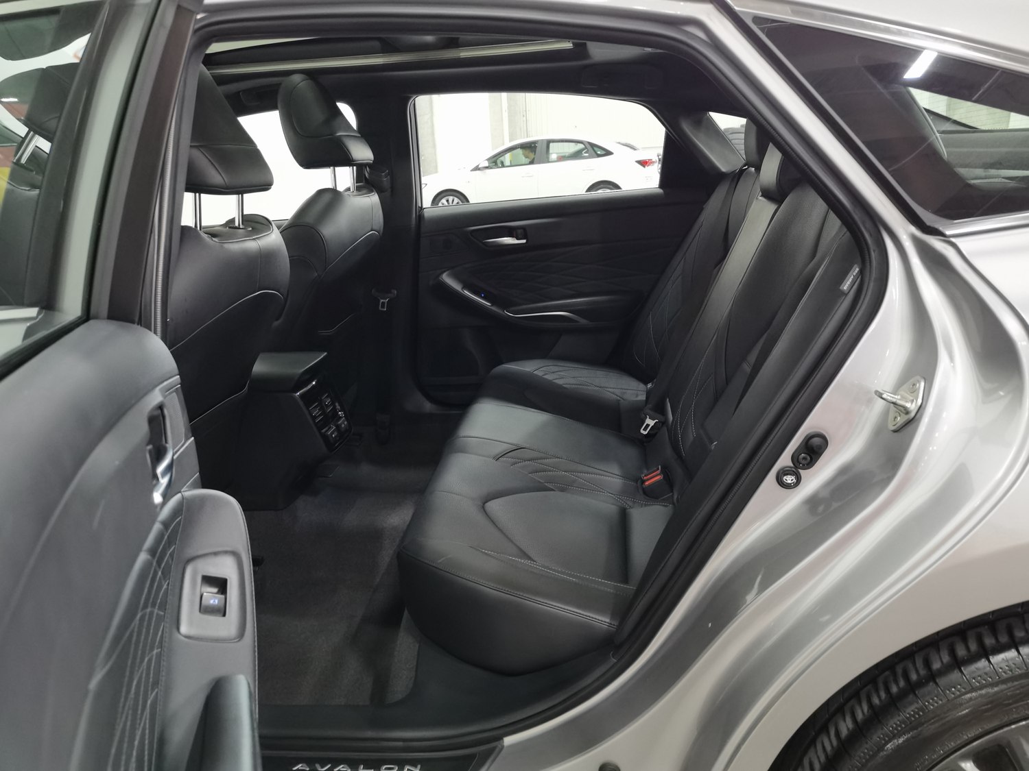 Used Toyota Avalon 2022 2.5 AT