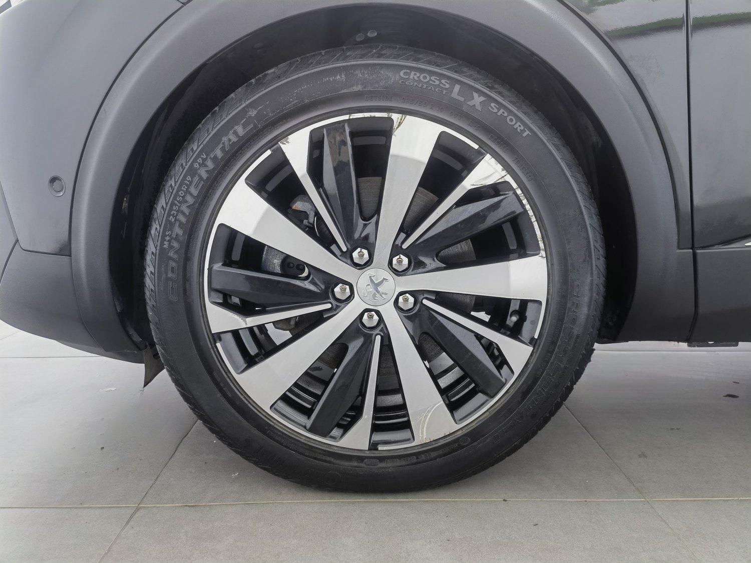 Used Peugeot 5008 2017 1.8 AT